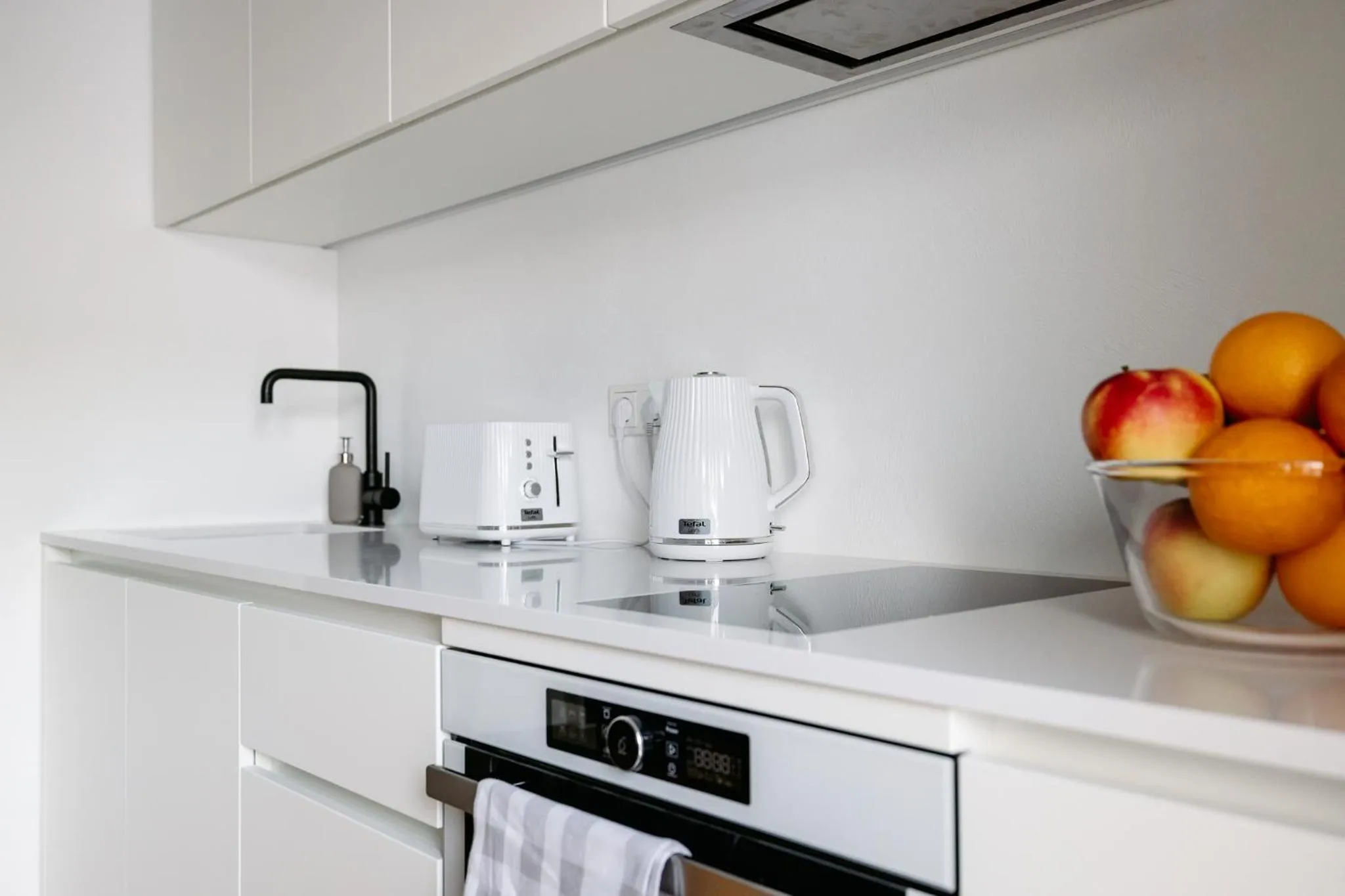 Kitchen or kitchenette in Hestia Hotel Barons Old Town