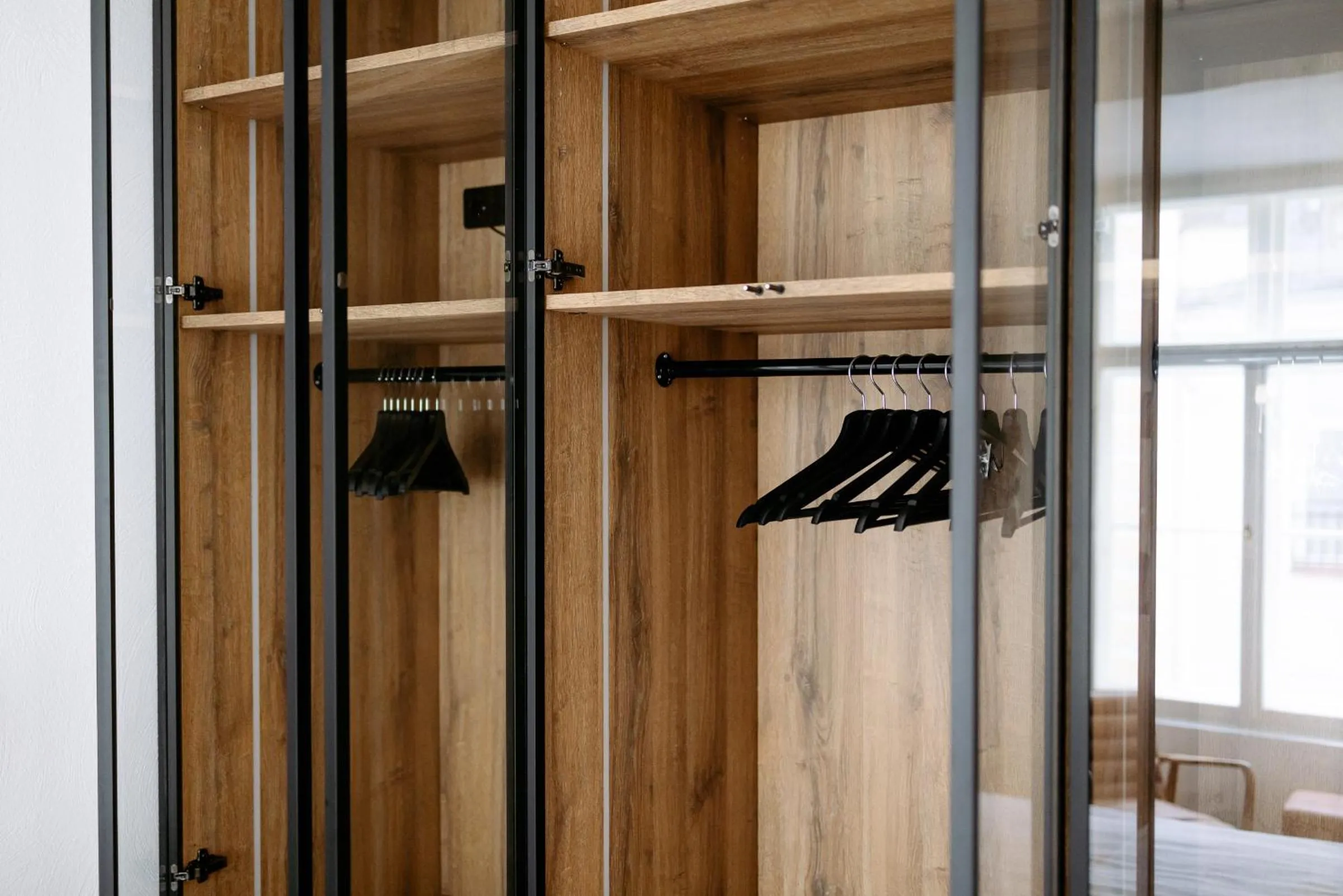 wardrobe in Hestia Hotel Barons Old Town