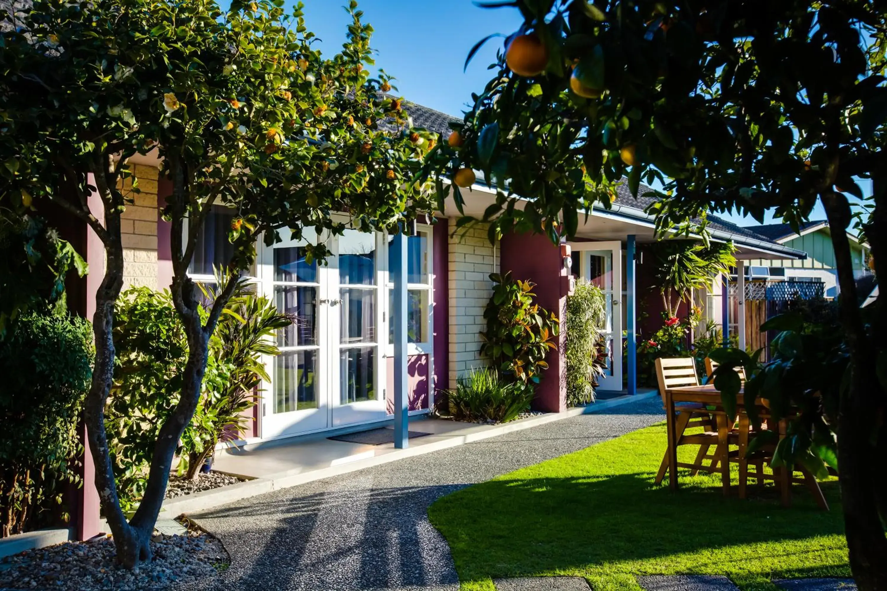 Executive Studio in ASURE Colonial Lodge Motel Executive Studio in ASURE Colonial Lodge Motel