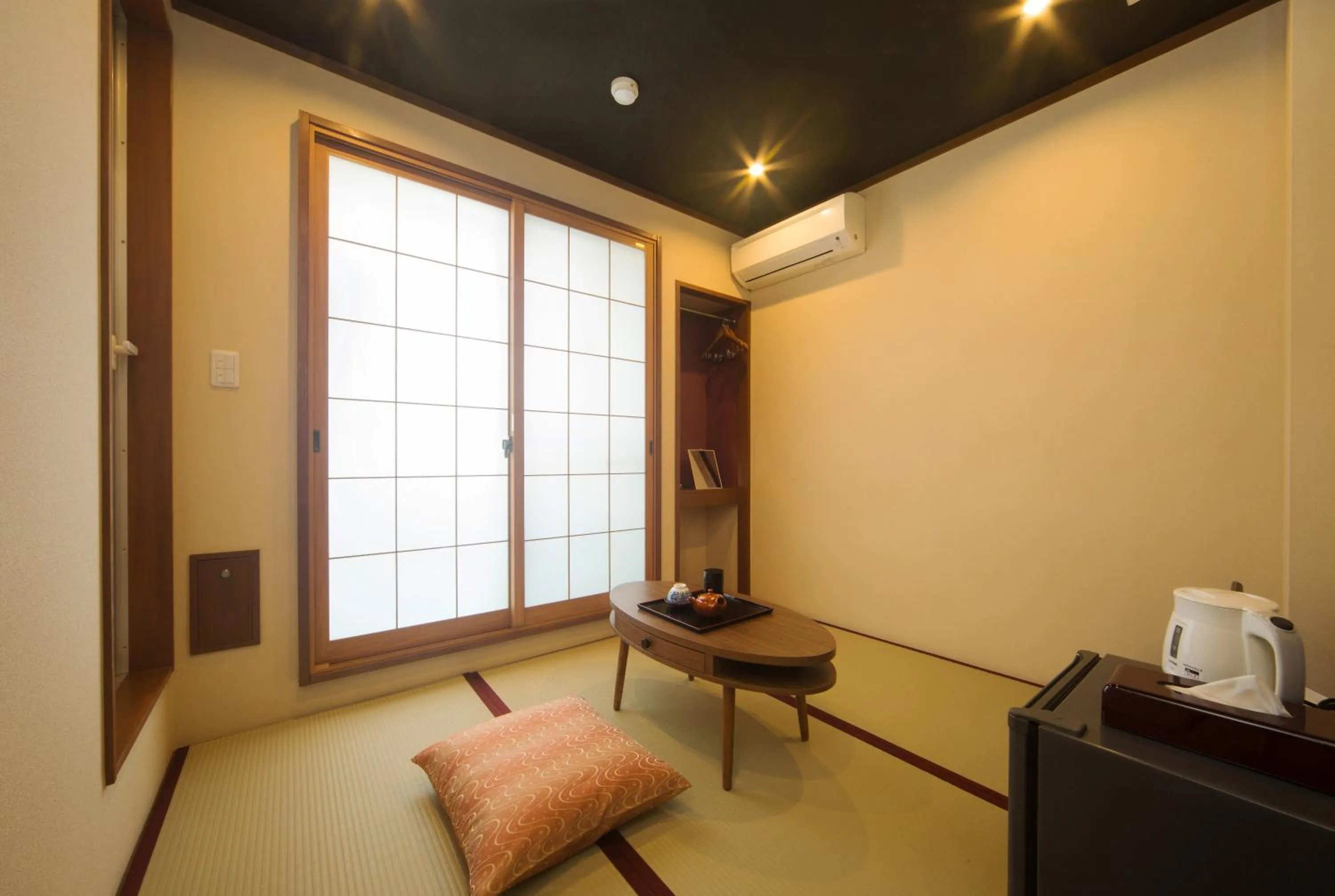Seating area in Seiki Kyoto Station