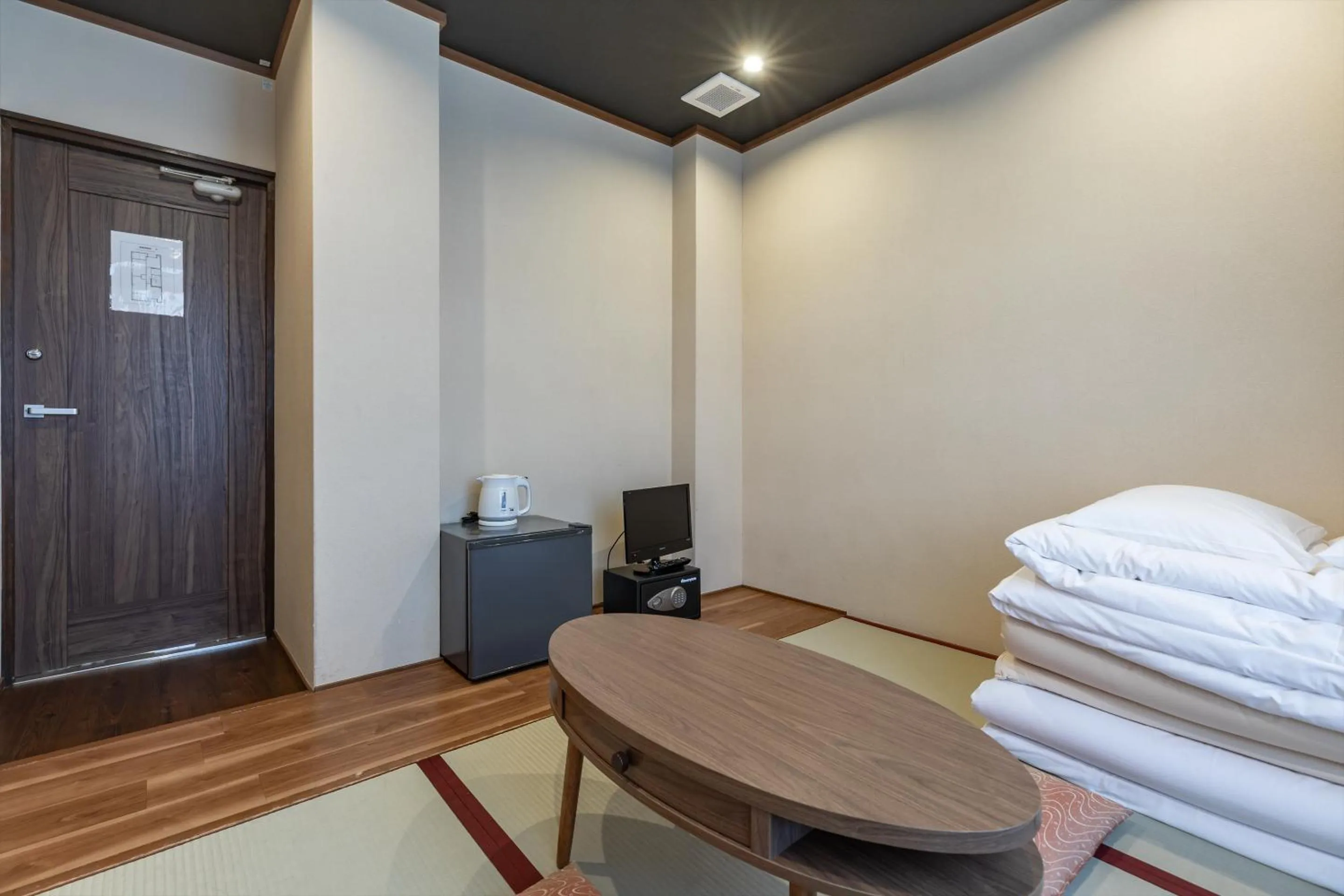 Bed in Seiki Kyoto Station