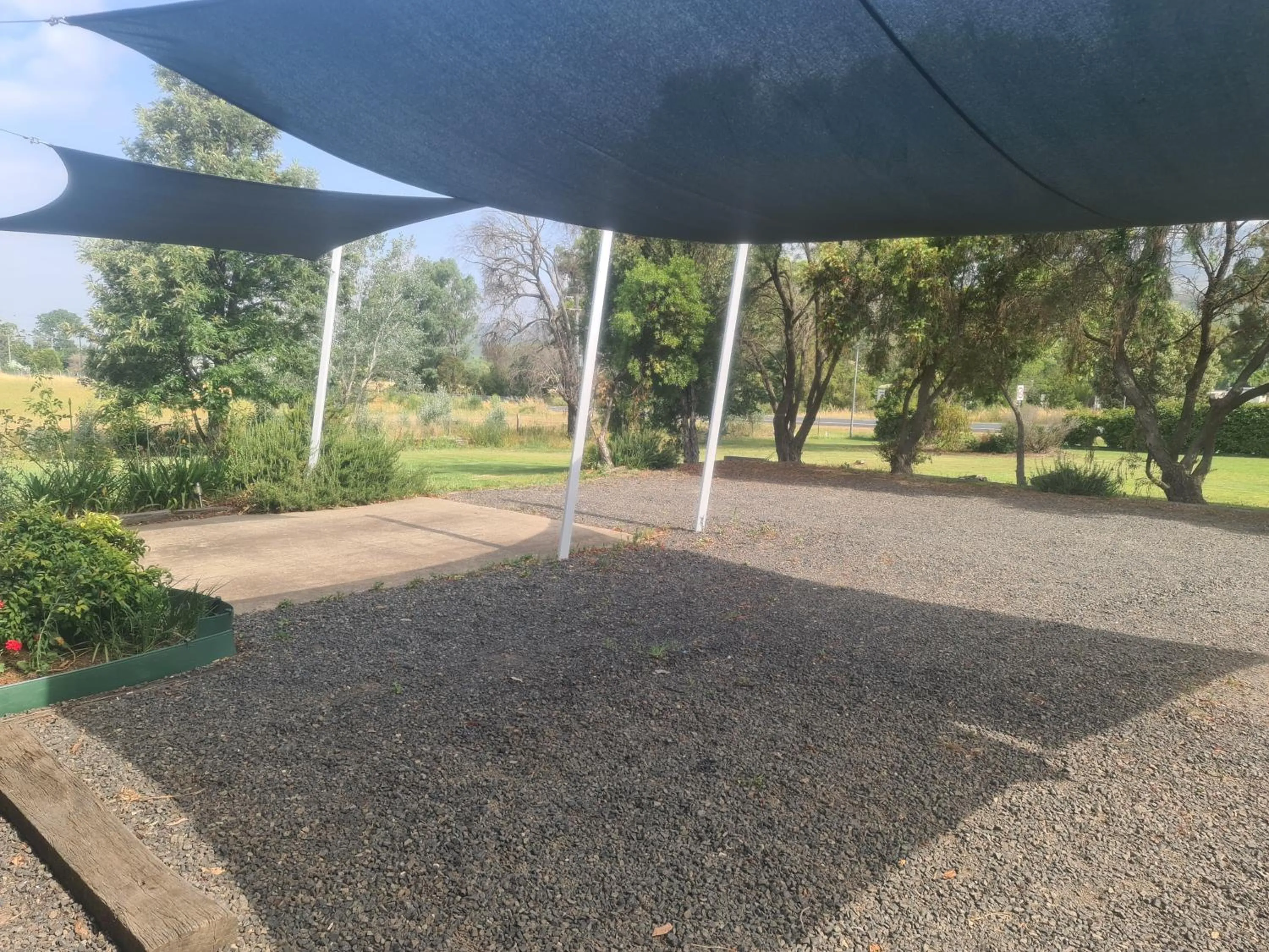 Garden in Valley View Motel