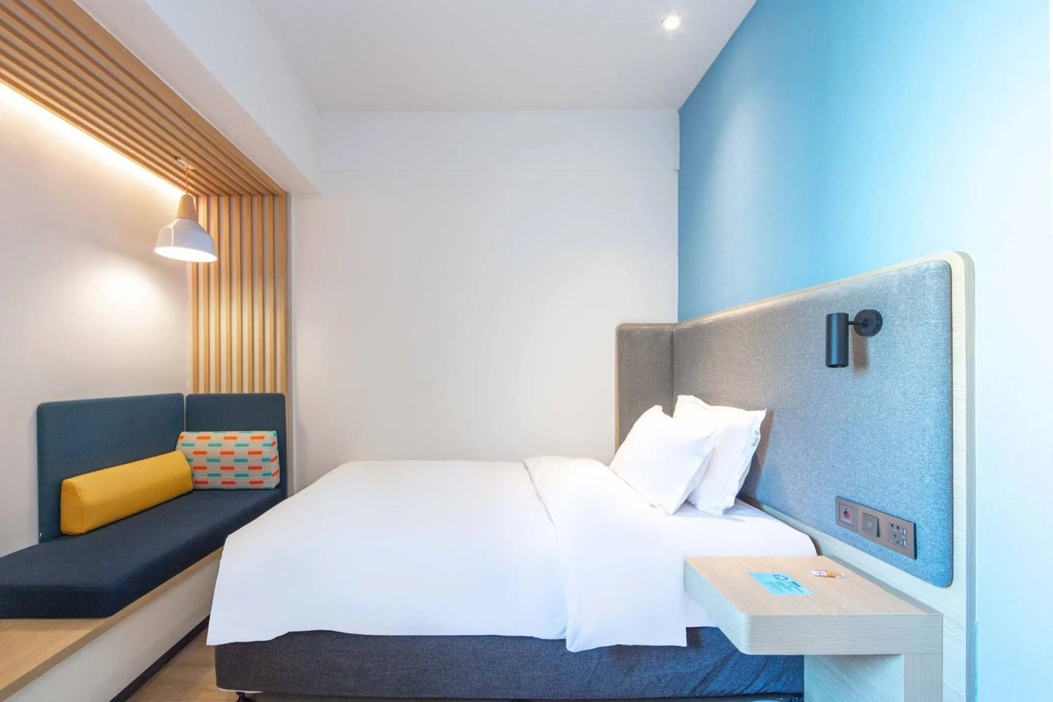 Photo of the whole room, Bed in Holiday Inn Express Shanghai Pudong Airport by IHG