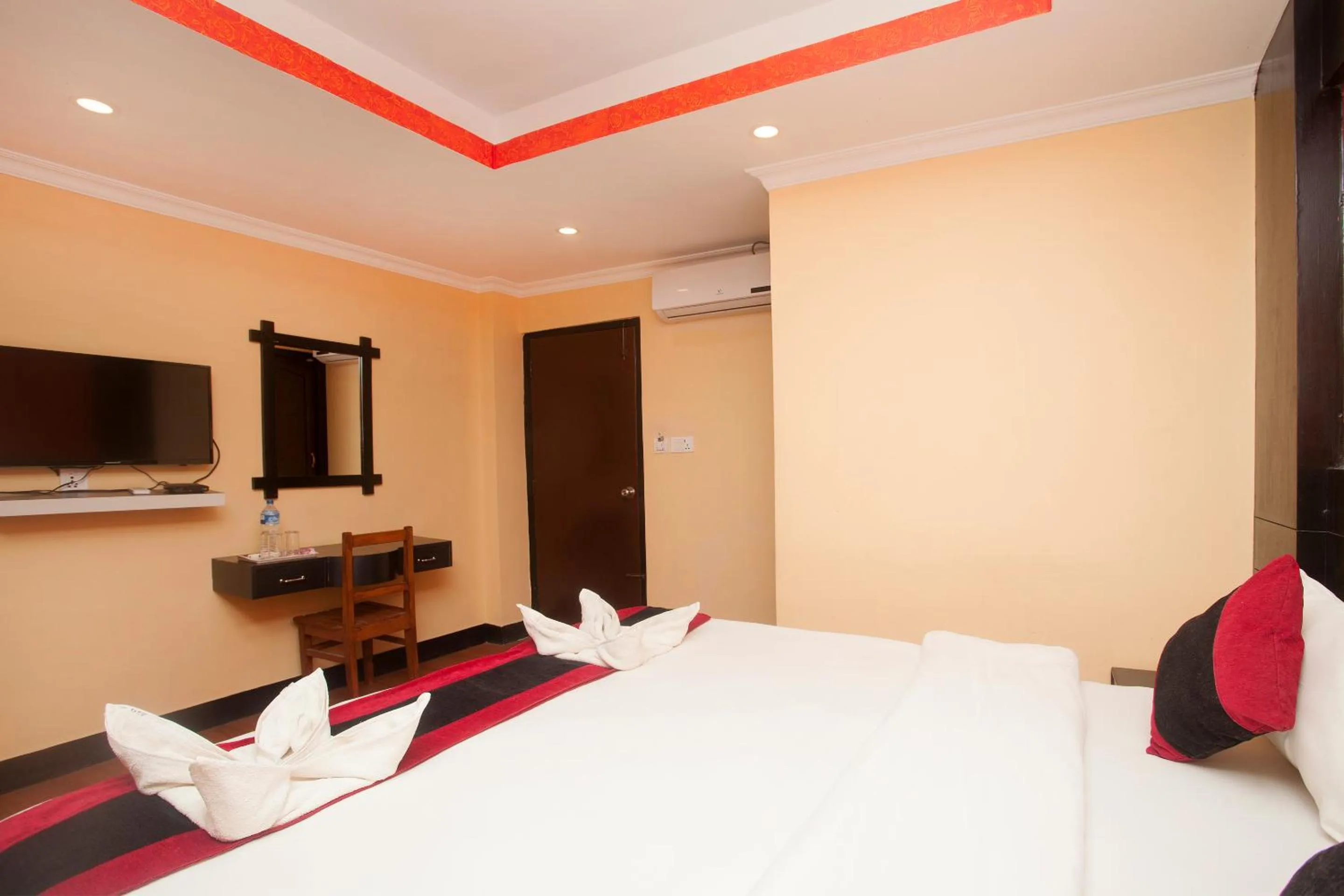 Photo of the whole room, Bed in Kathmandu Regency Hotel
