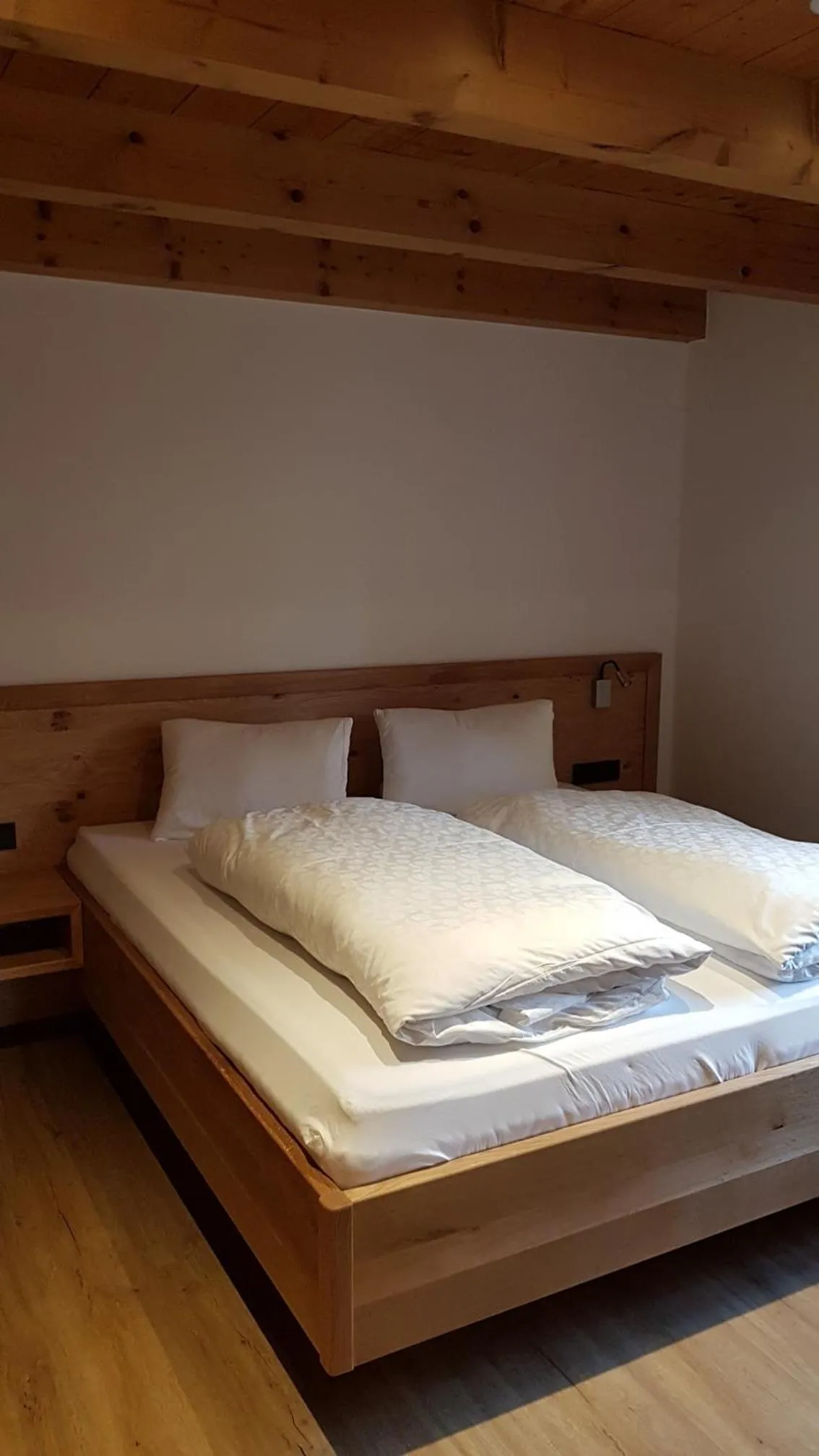 Bedroom, Bed in Aparthotel Hohe Brücke