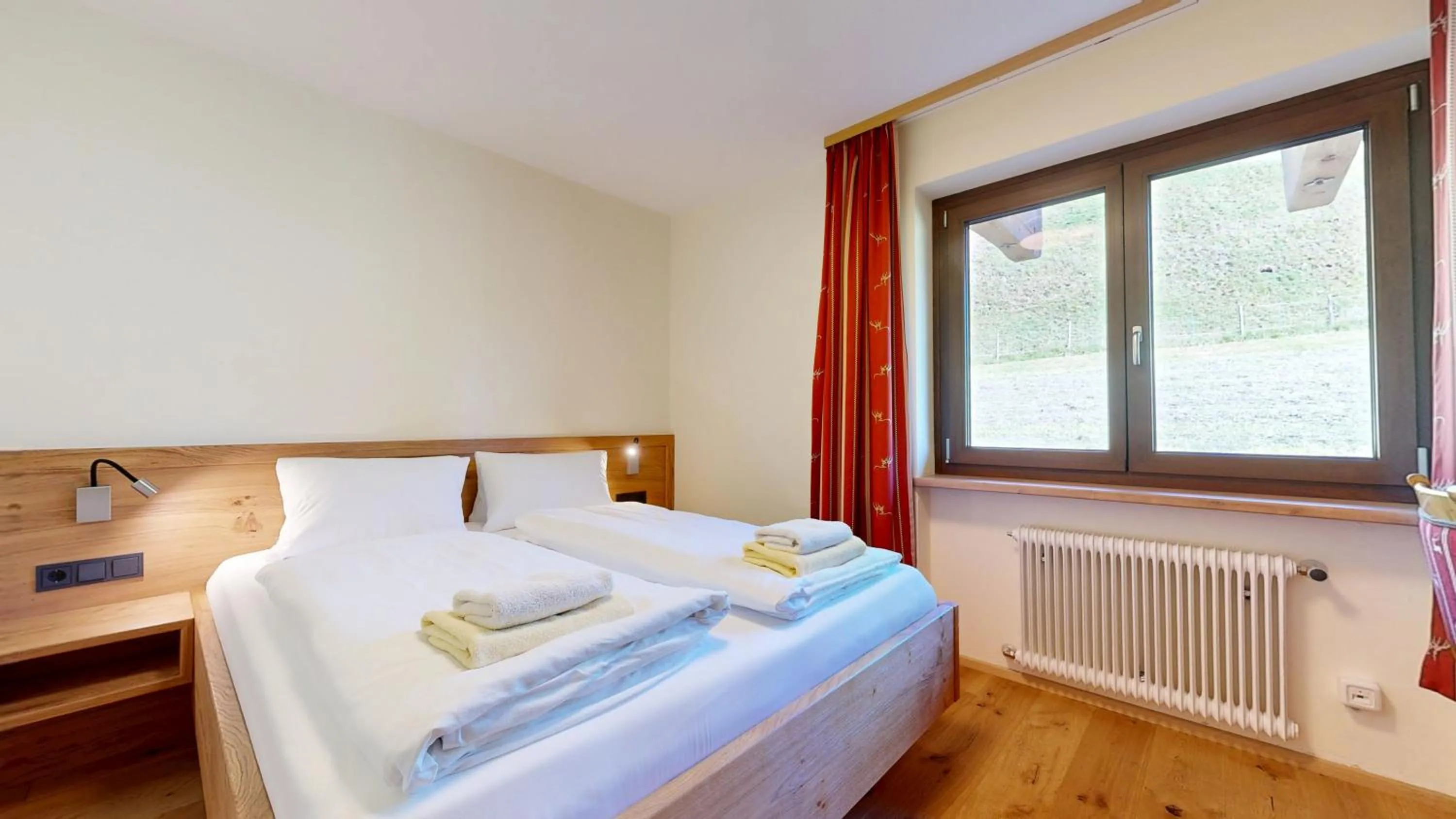 Bed in Aparthotel Hohe Brücke