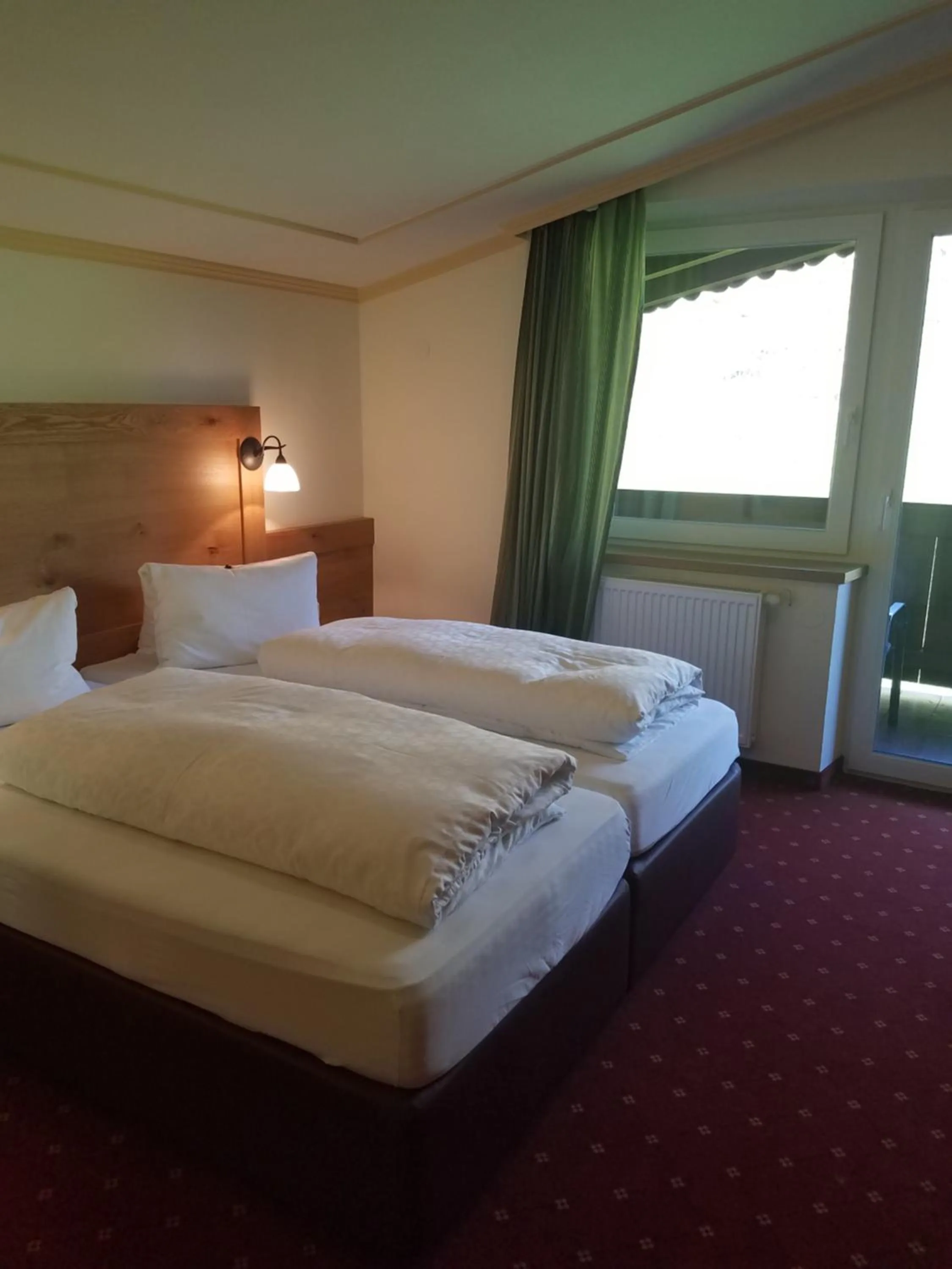 Photo of the whole room, Bed in Aparthotel Hohe Brücke