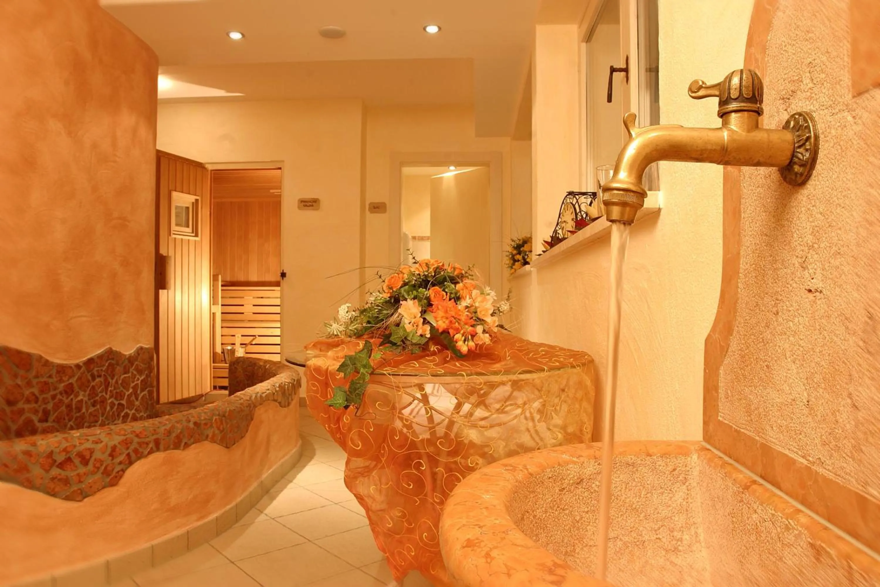 Spa and wellness centre/facilities in Aparthotel Hohe Brücke