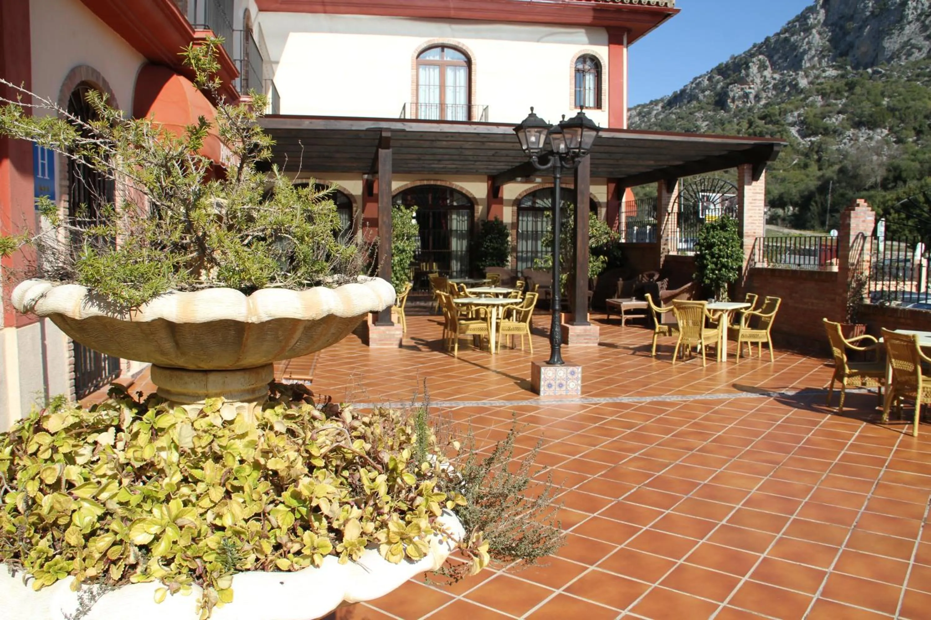Facade/entrance in Hotel Sierra de Ubrique