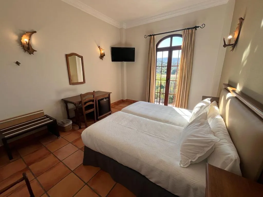 Bed in Hotel Sierra de Ubrique