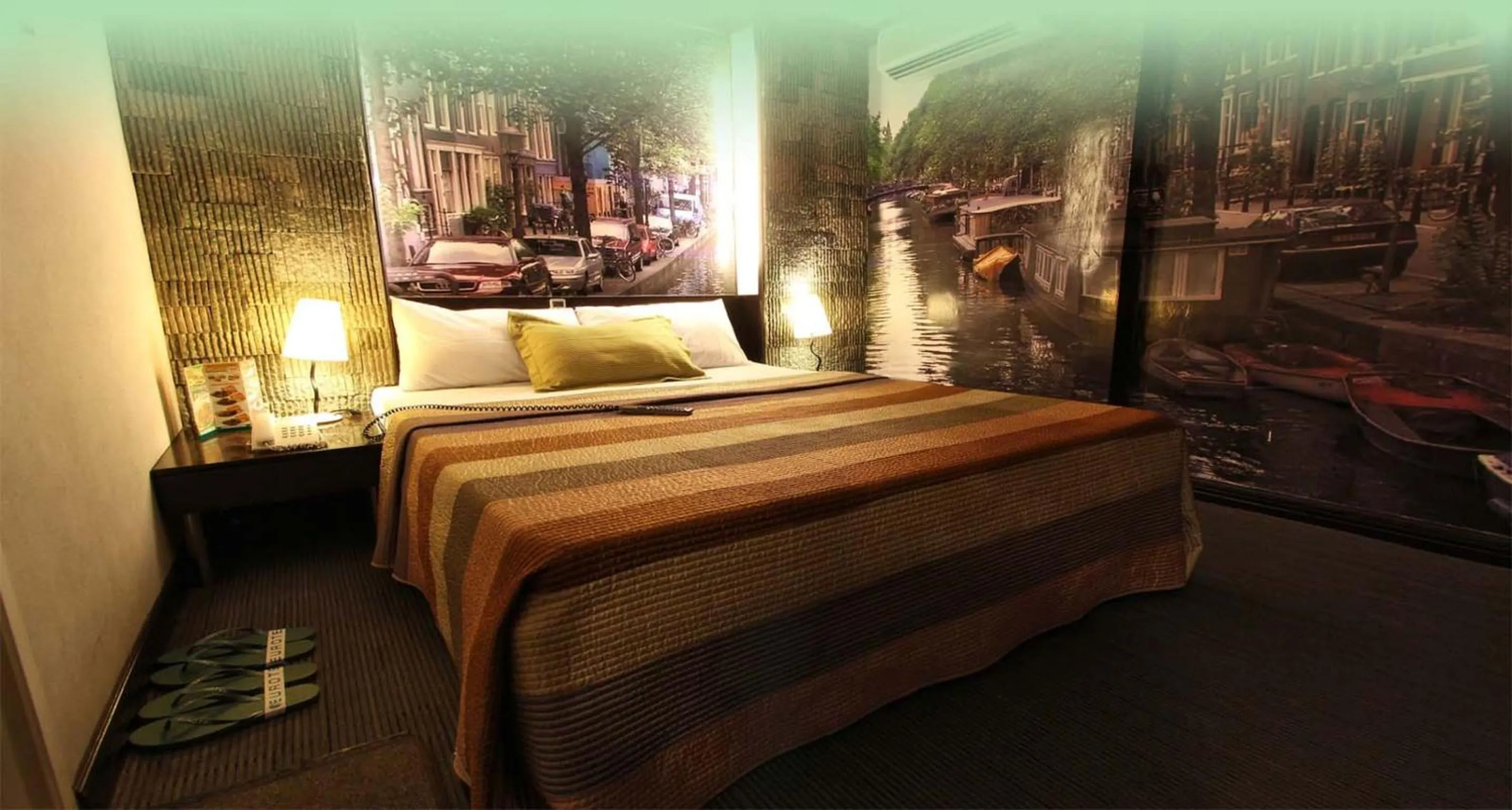 Bed in Eurotel Makati