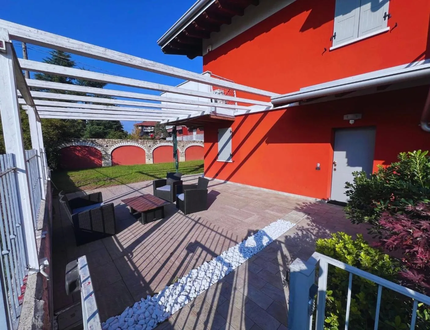 Property building in B2In Suite & Office