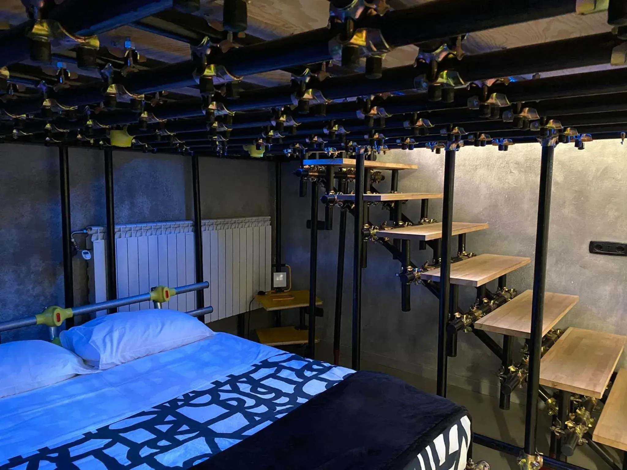 Loft - single occupancy - Separate Building in B2In Suite & Office Loft - single occupancy - Separate Building in B2In Suite & Office