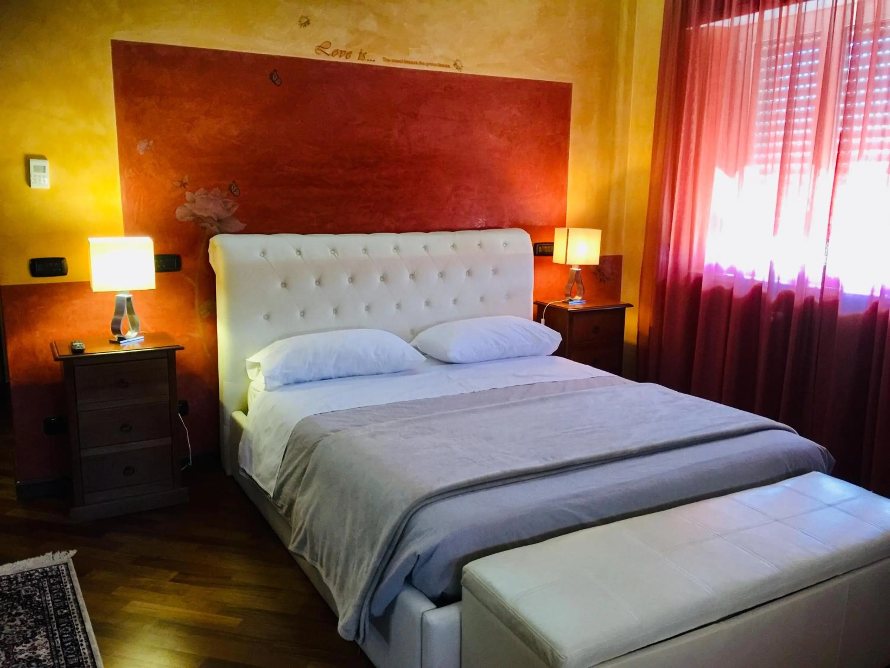 Bed in B2In Suite & Office