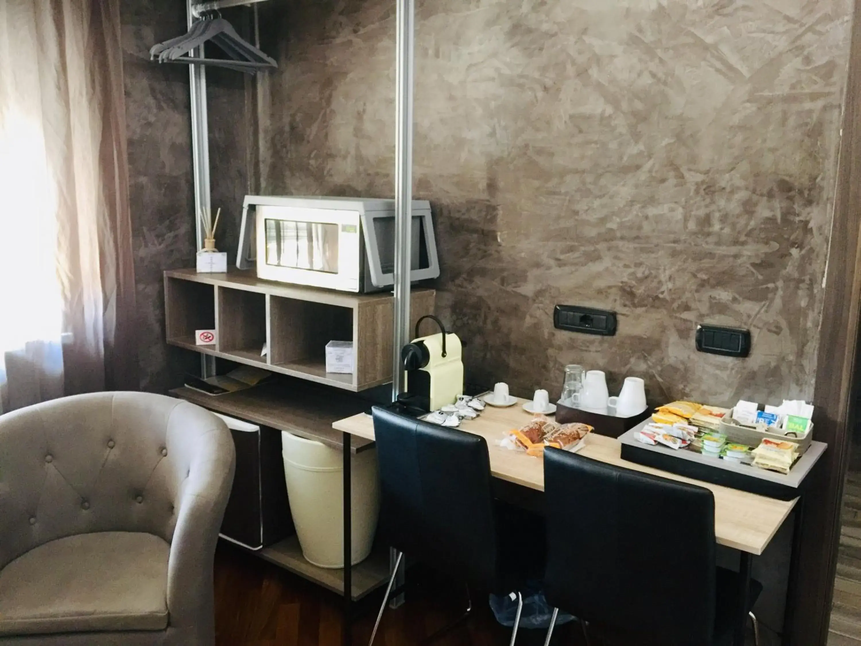 Suite Tree - Albero in B2In Suite & Office Suite Tree - Albero in B2In Suite & Office