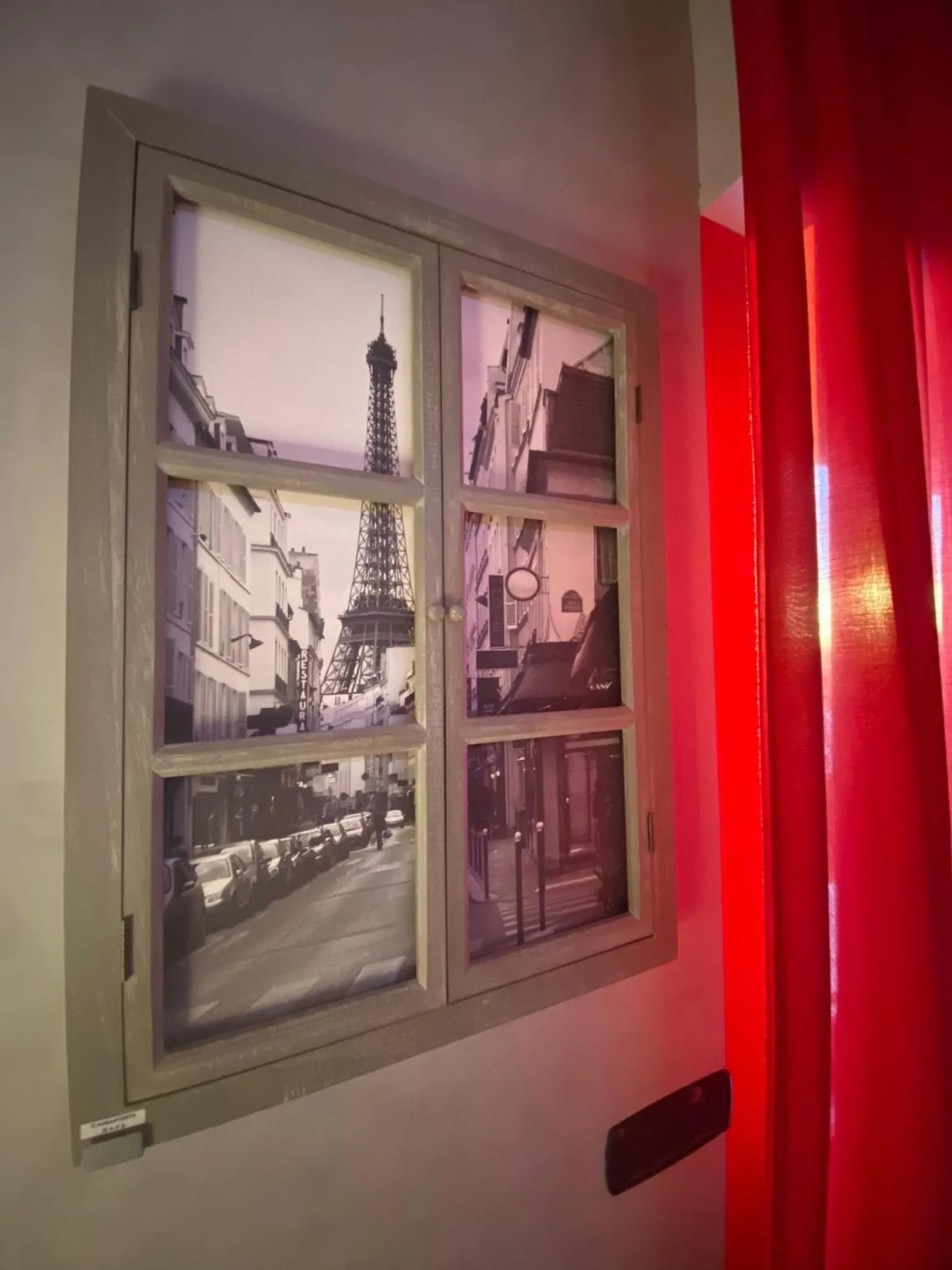 Hot Tub in B2In Suite & Office