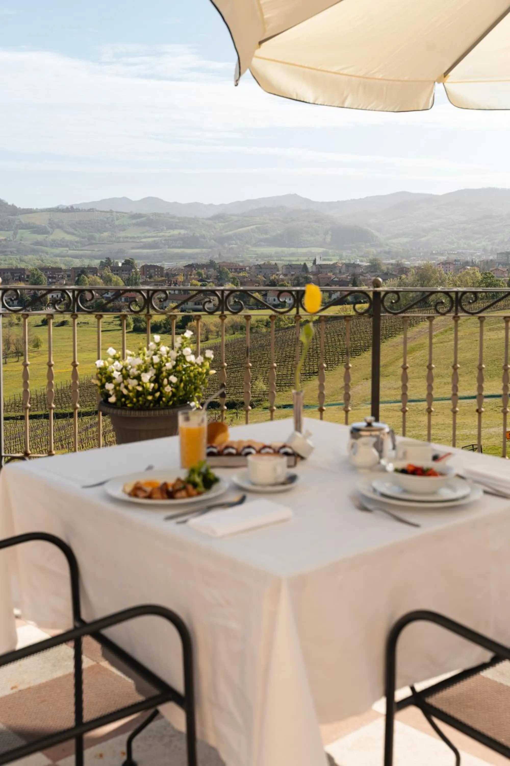Breakfast in Hotel Villa La Bollina