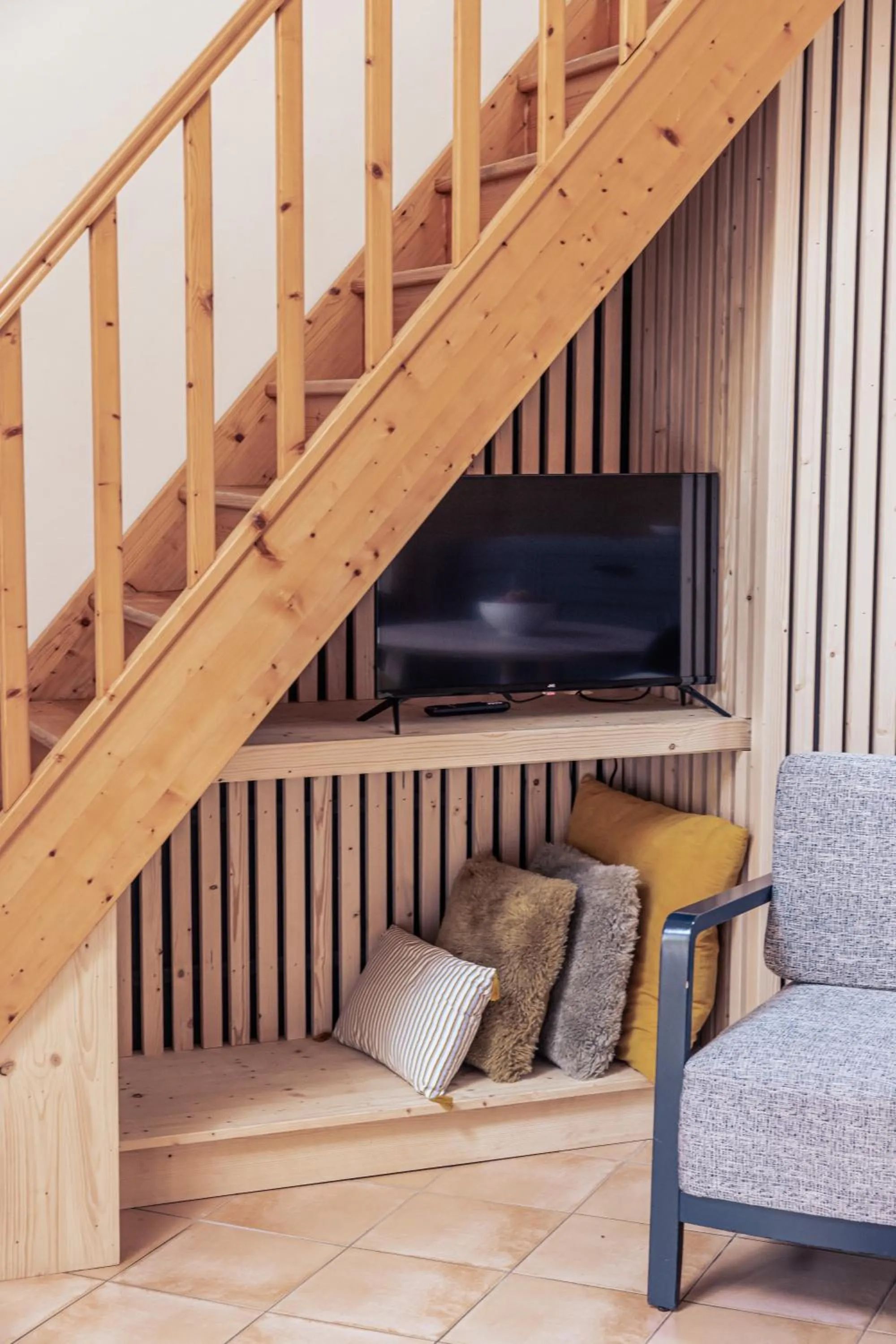 TV and multimedia in Le Clos du 5 - Appart Hotel Bagneres