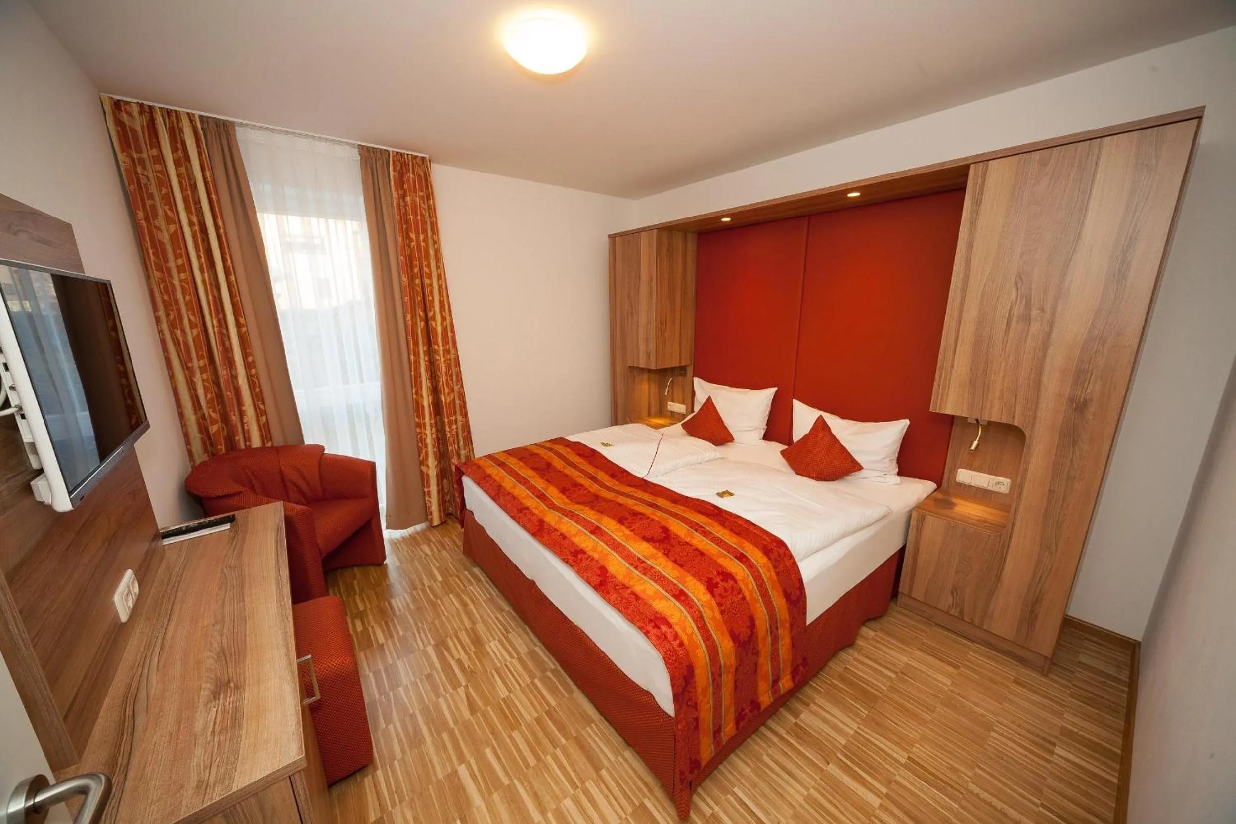 Bed in Hotel Zum Anker-THULLs Restaurant