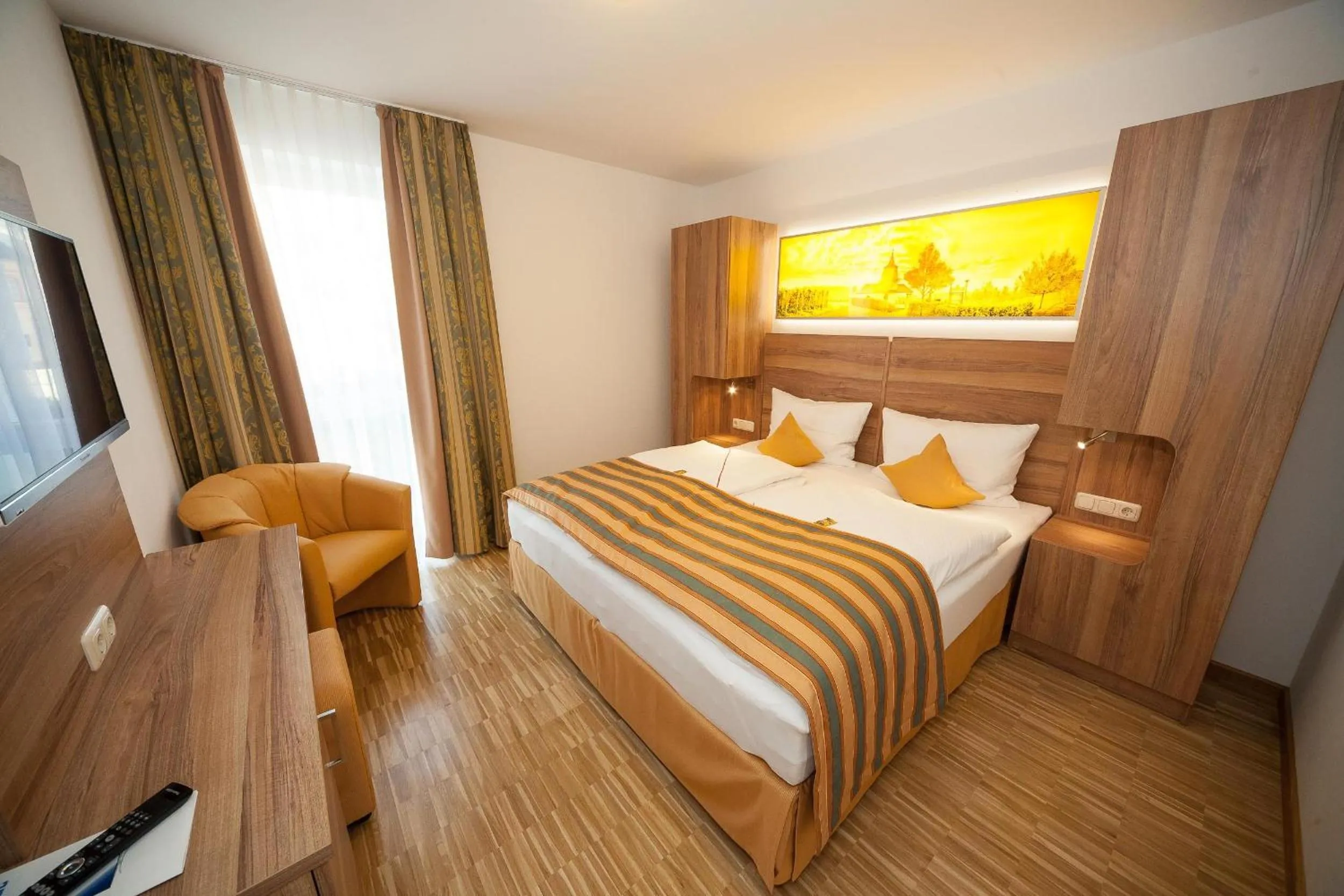 Bed in Hotel Zum Anker-THULLs Restaurant