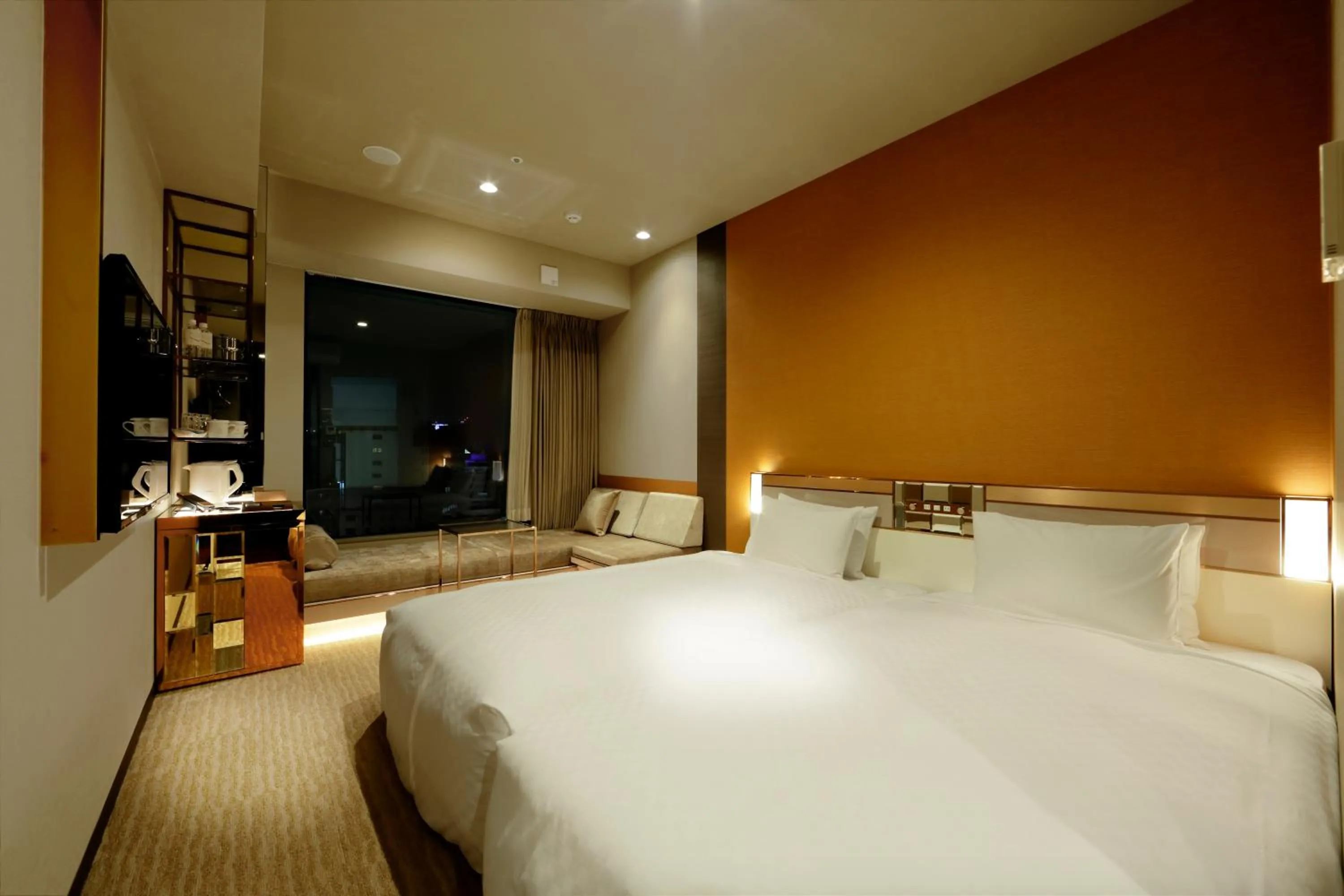 Photo of the whole room, Bed in Candeo Hotels Tokyo Roppongi