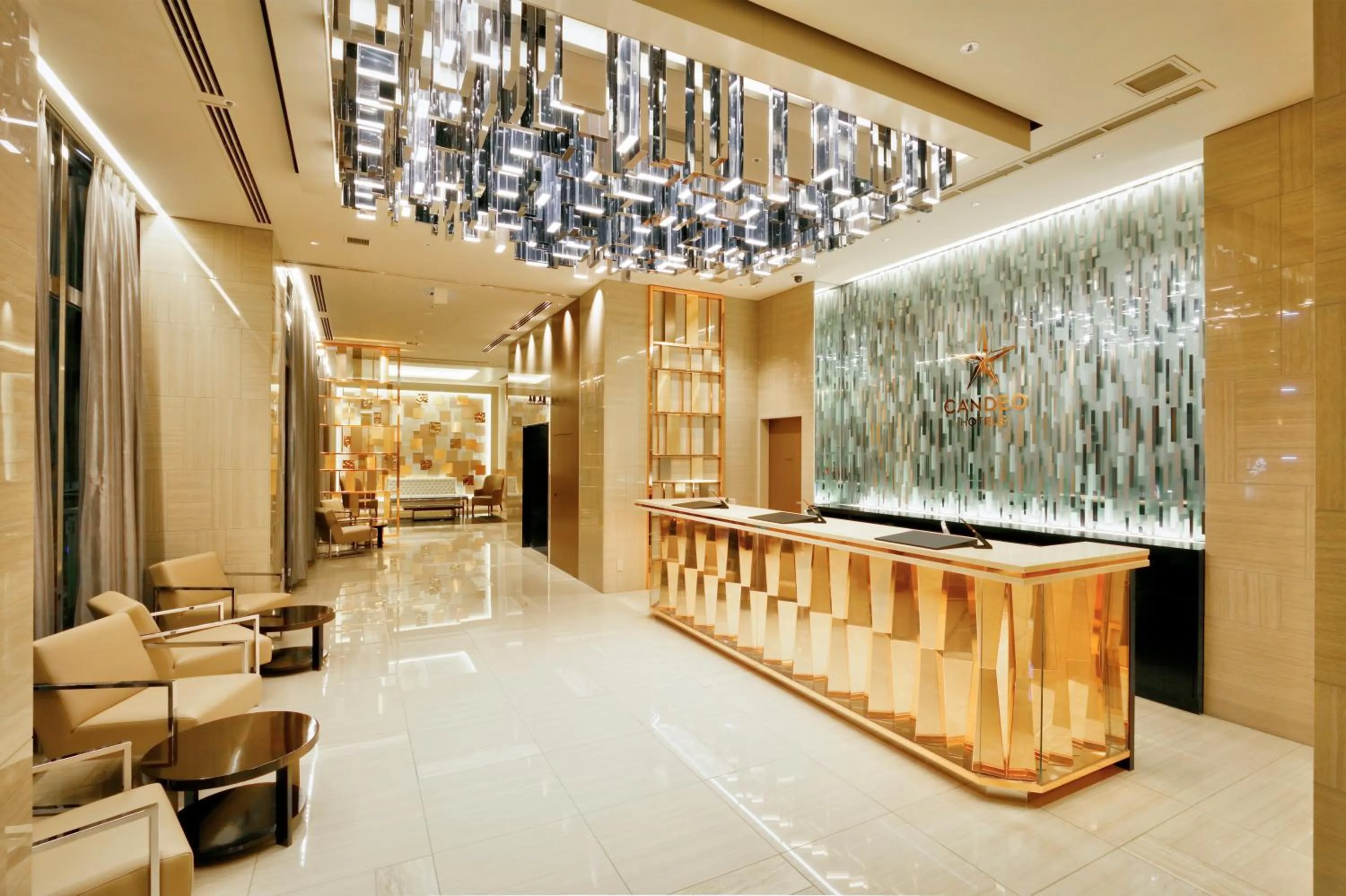 Lobby or reception in Candeo Hotels Tokyo Roppongi