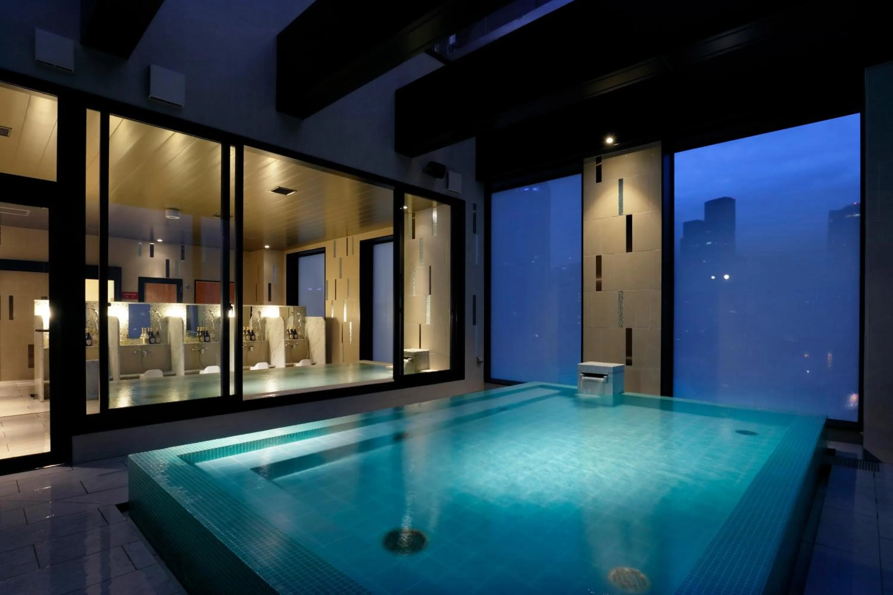 Open Air Bath in Candeo Hotels Tokyo Roppongi