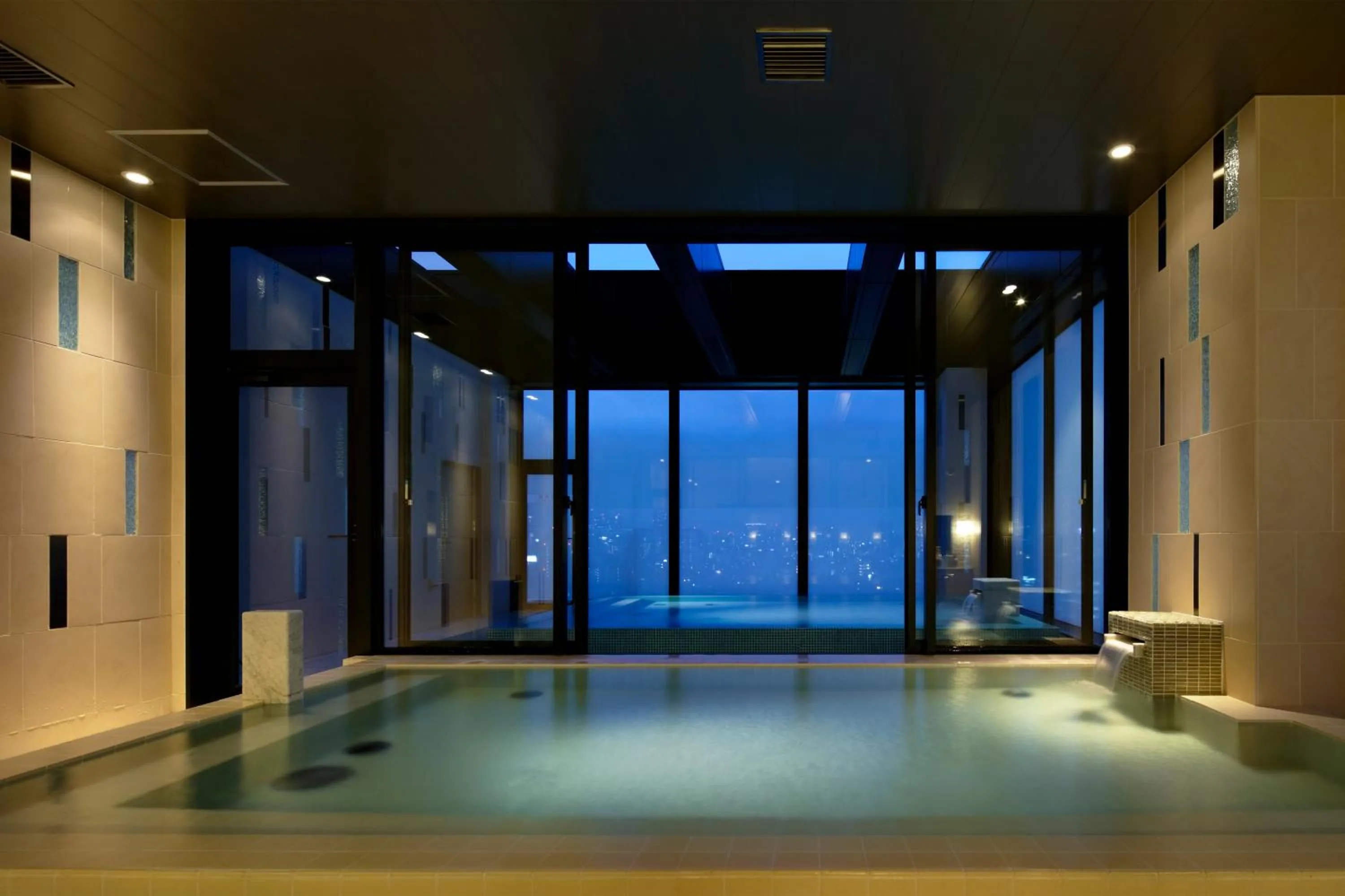 Open Air Bath in Candeo Hotels Tokyo Roppongi