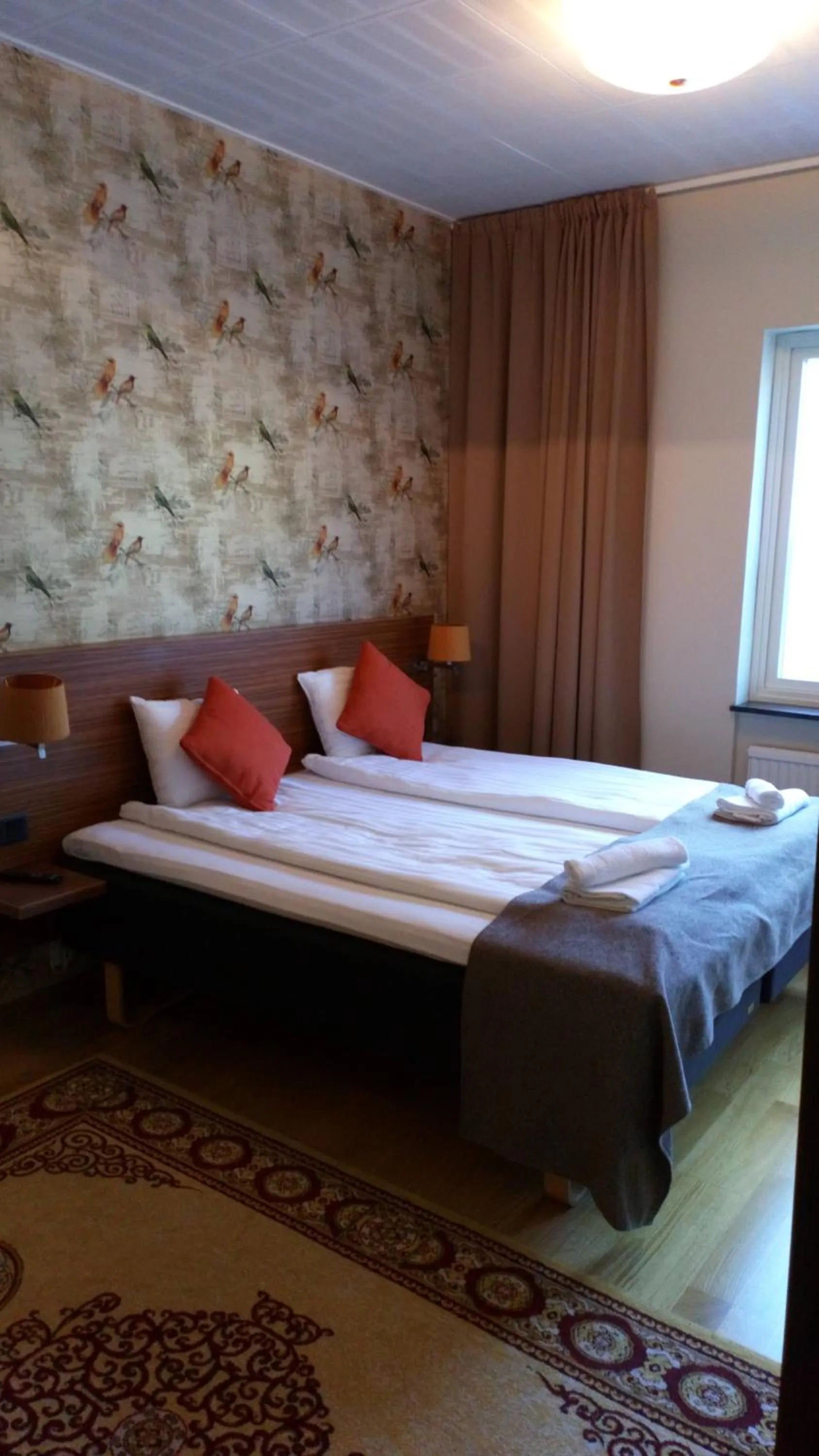 Photo of the whole room, Bed in SPiS Hotell Naran