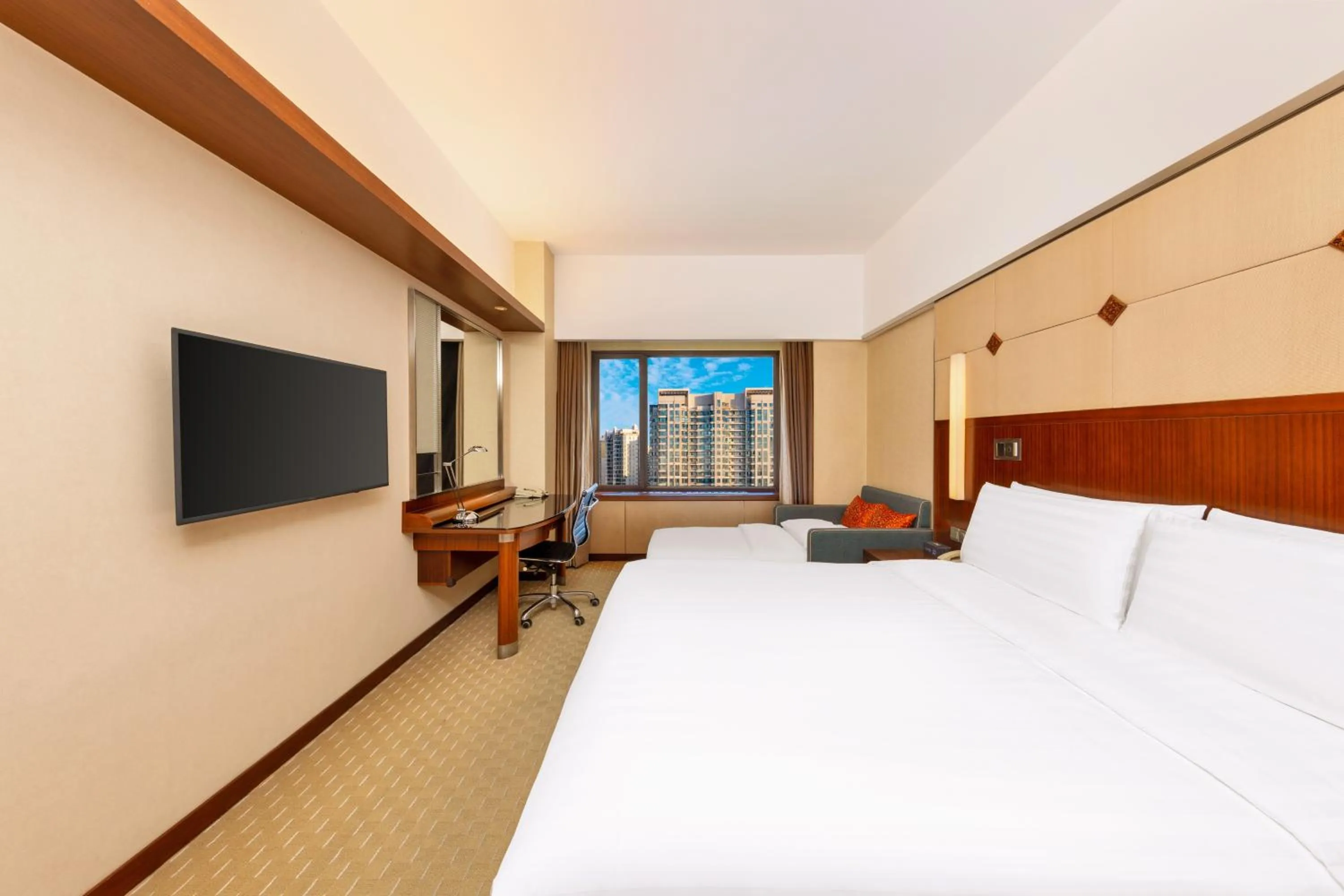 Bed in Shangri-La Harbin