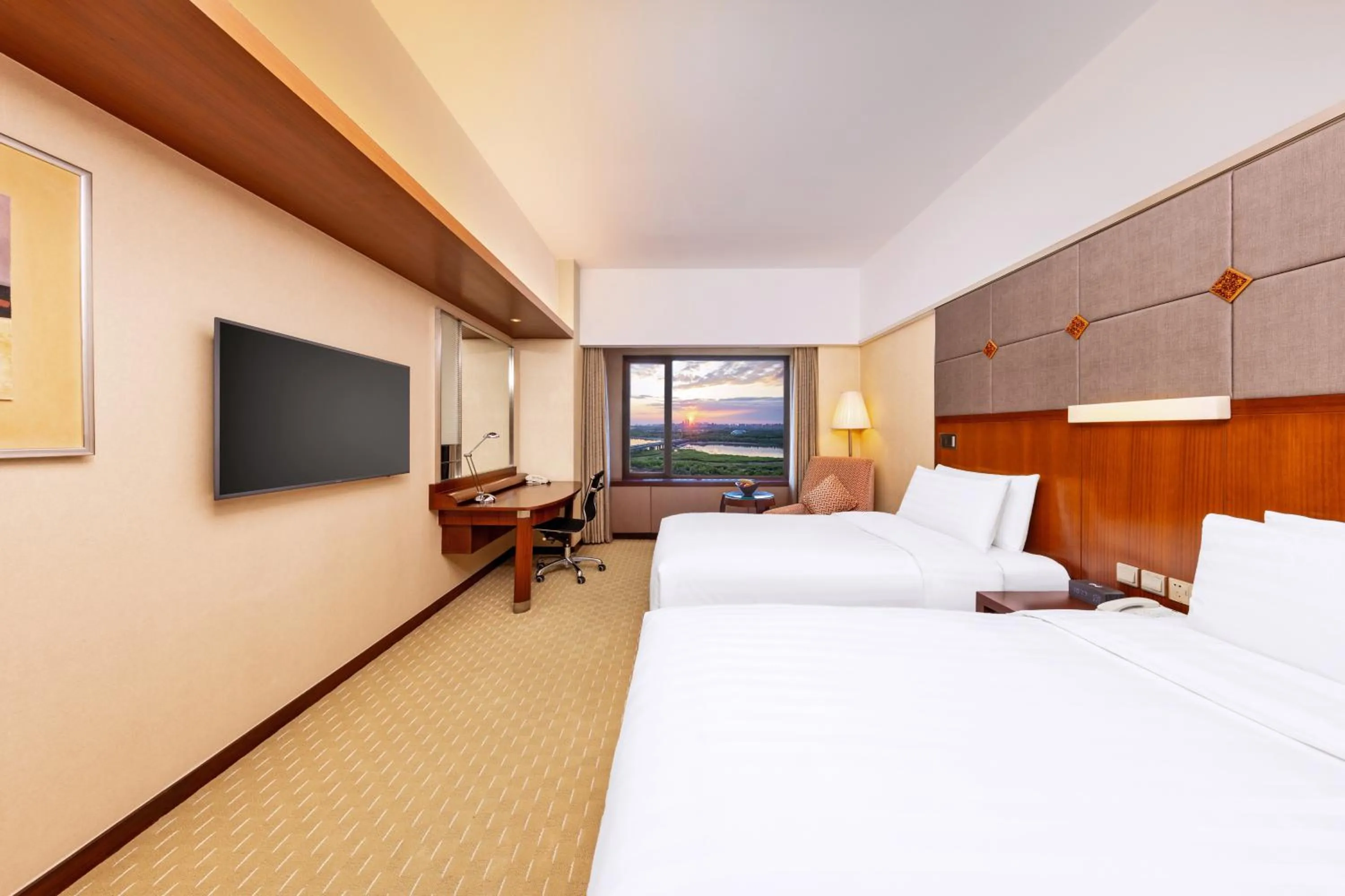 Bed in Shangri-La Harbin