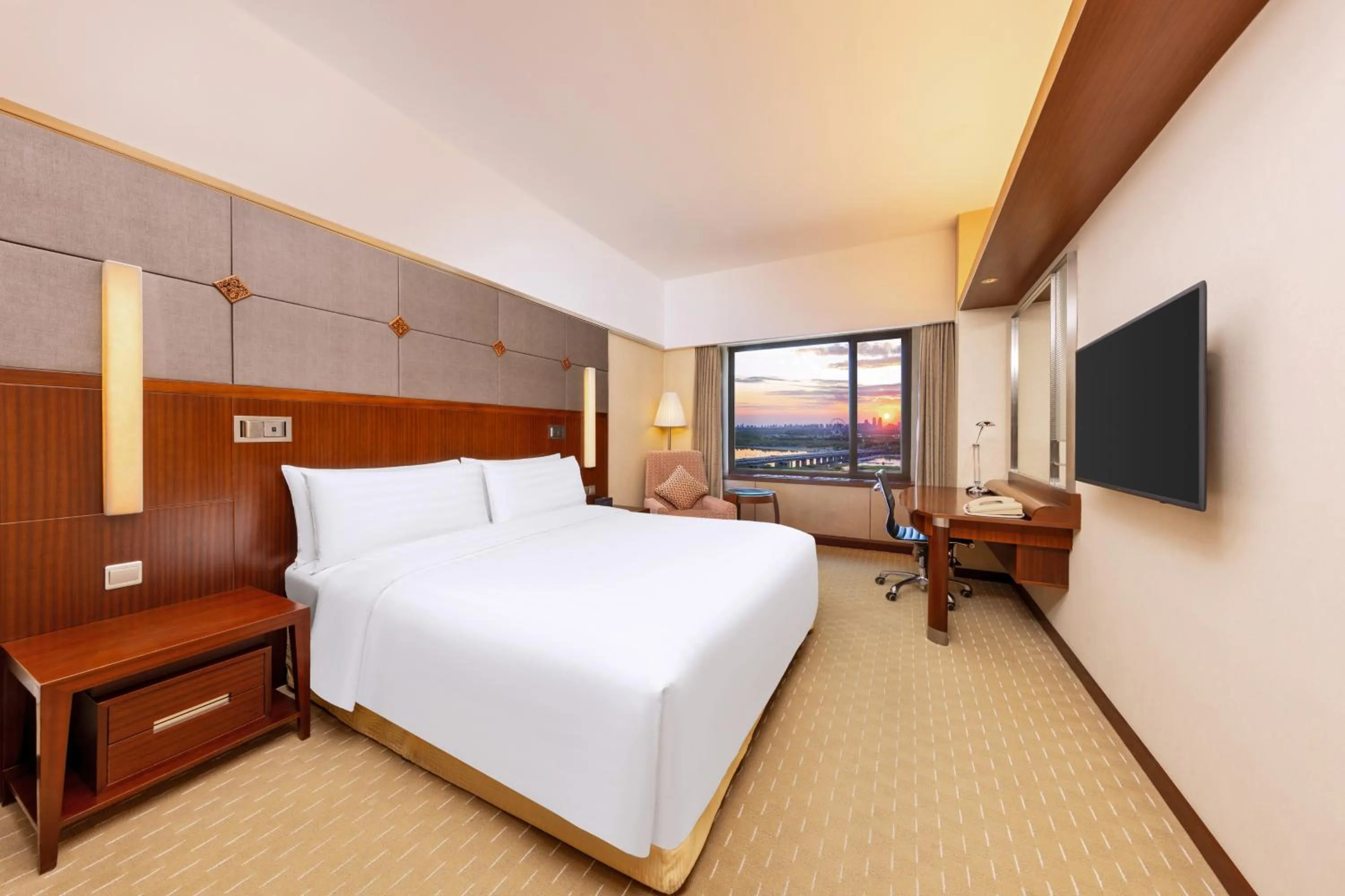 Bed in Shangri-La Harbin