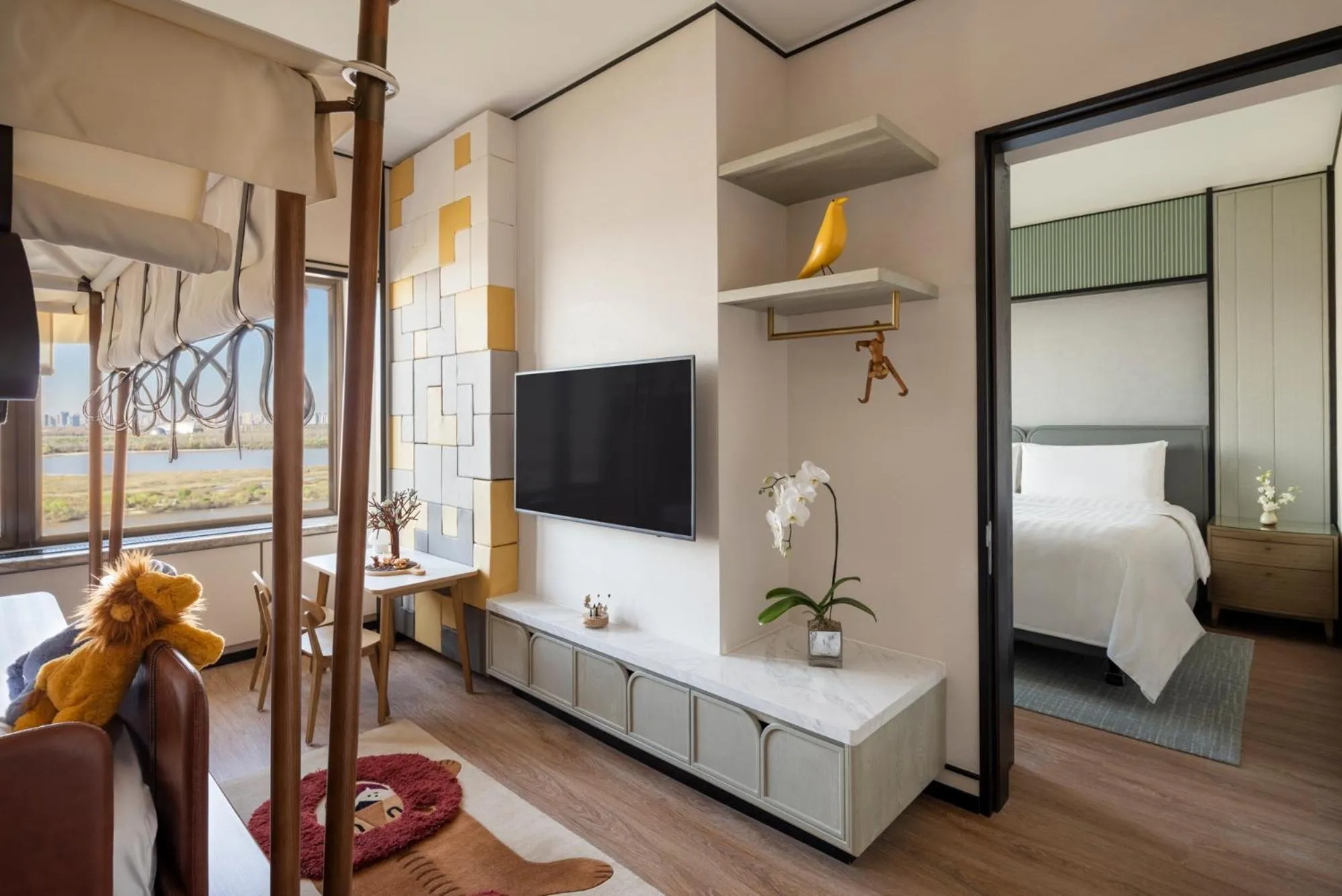 View (from property/room), Bed in Shangri-La Harbin