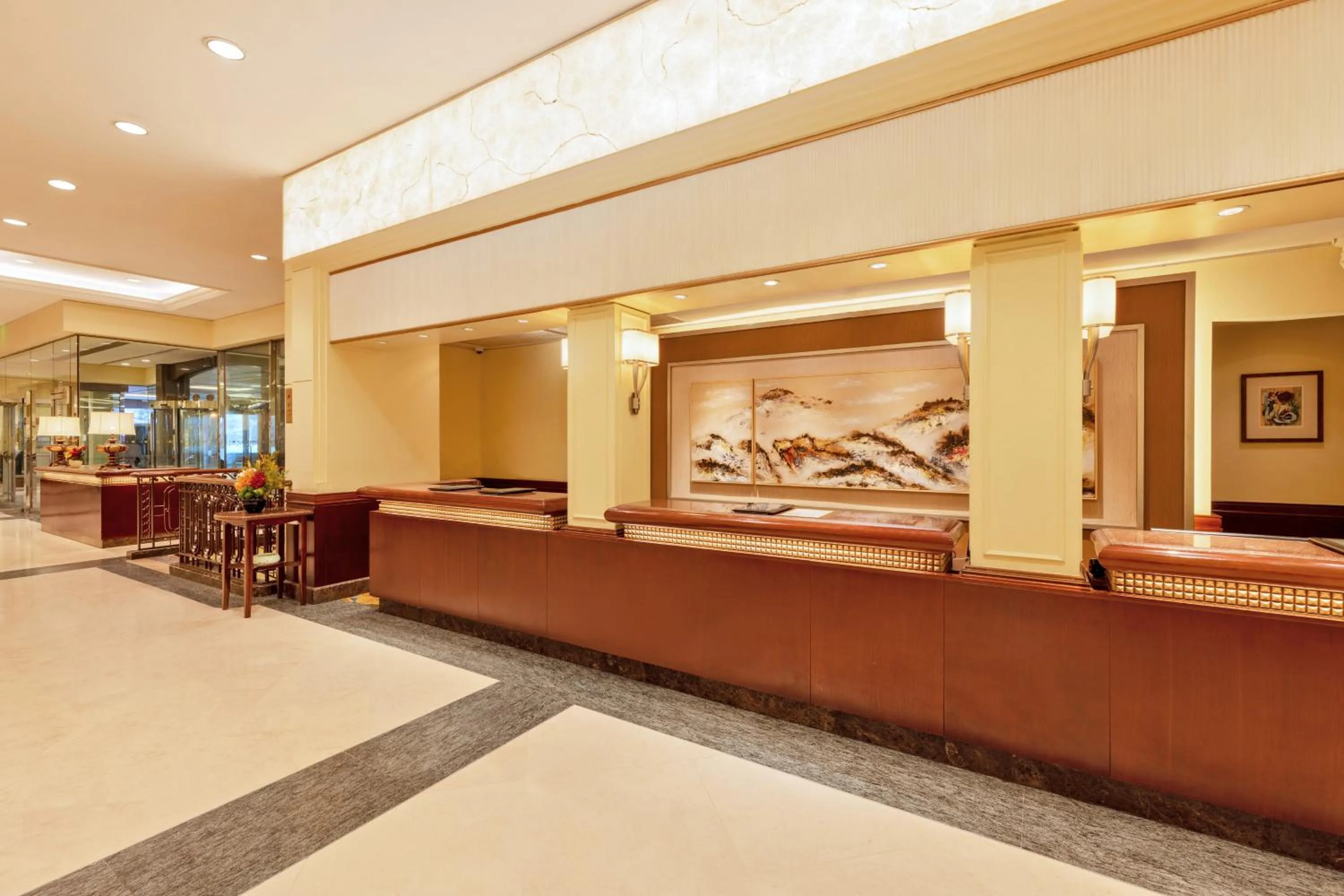 Lobby or reception in Shangri-La Harbin