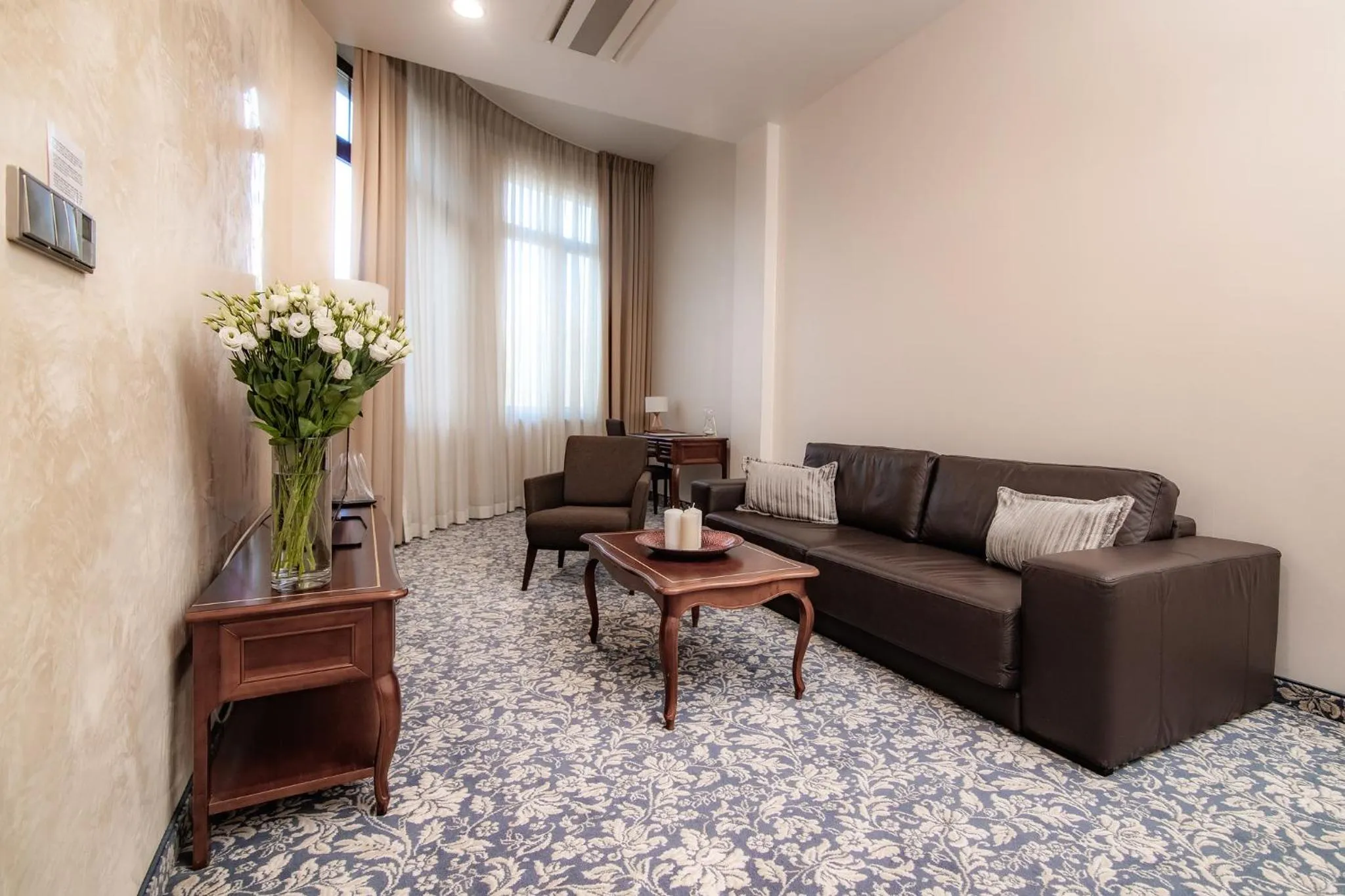 Seating area in Hotel Park Kajetany