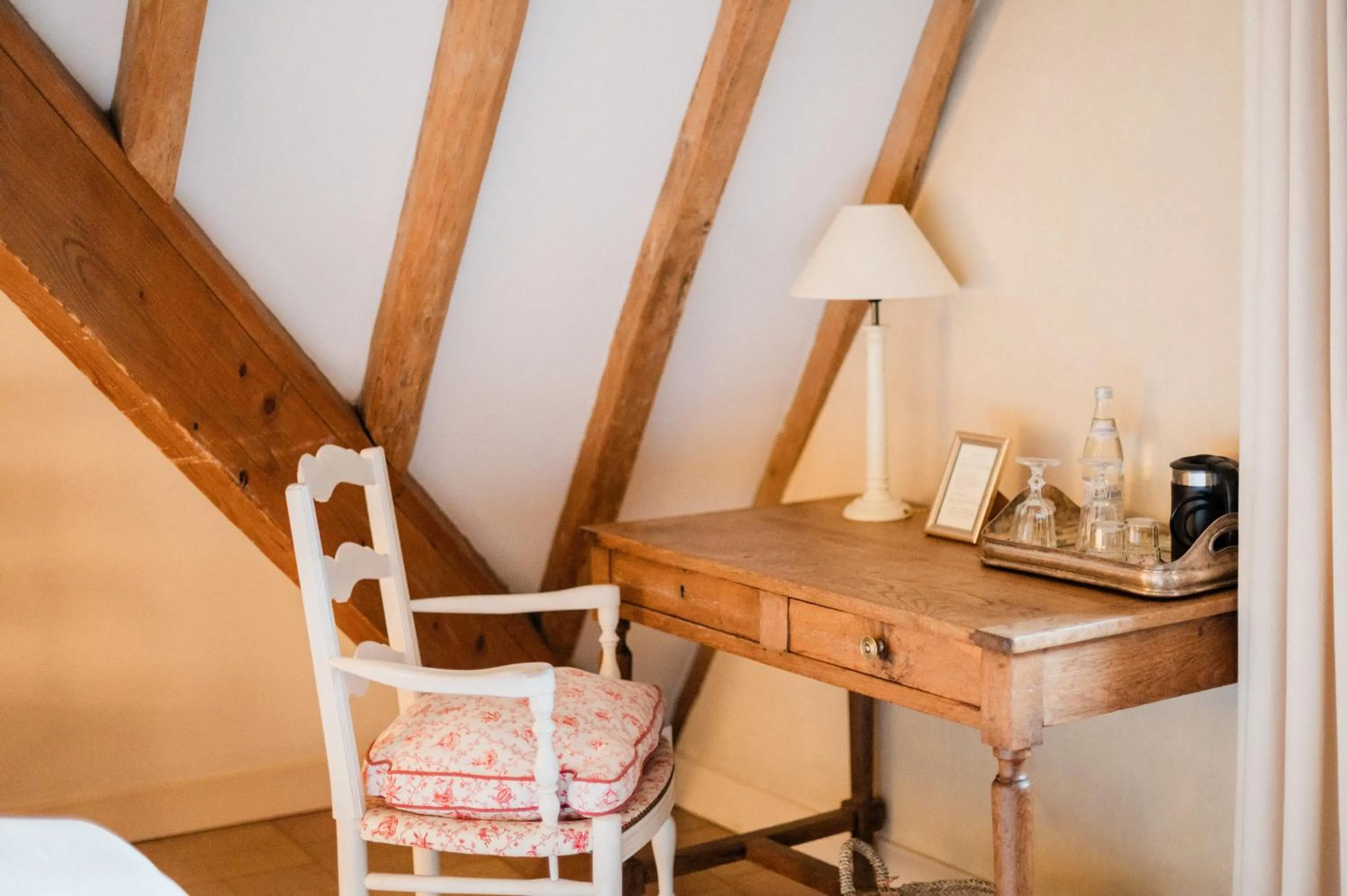 Seating area in Le Champ des Oiseaux Hôtel & Spa