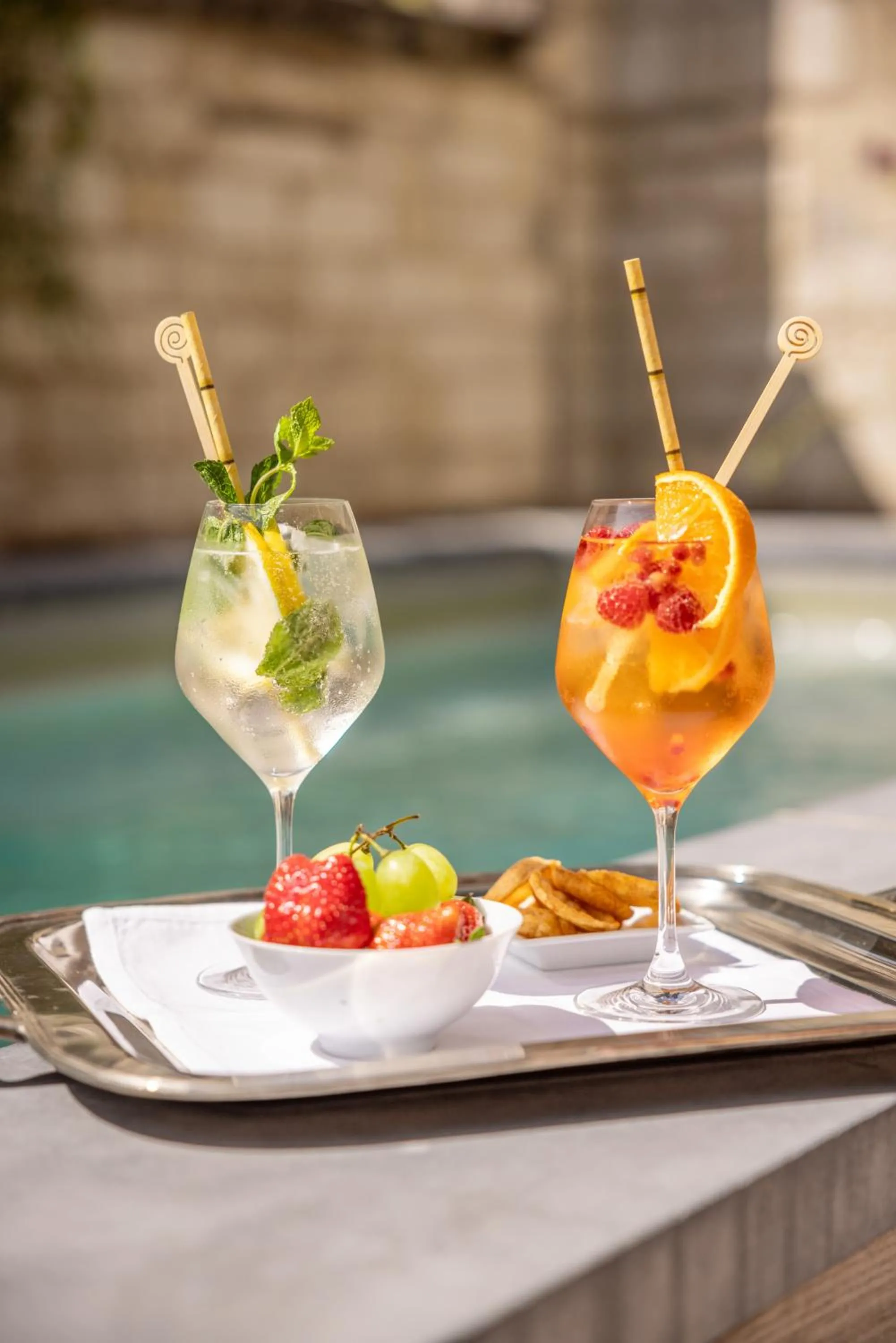 Lounge or bar in Le Champ des Oiseaux Hôtel & Spa