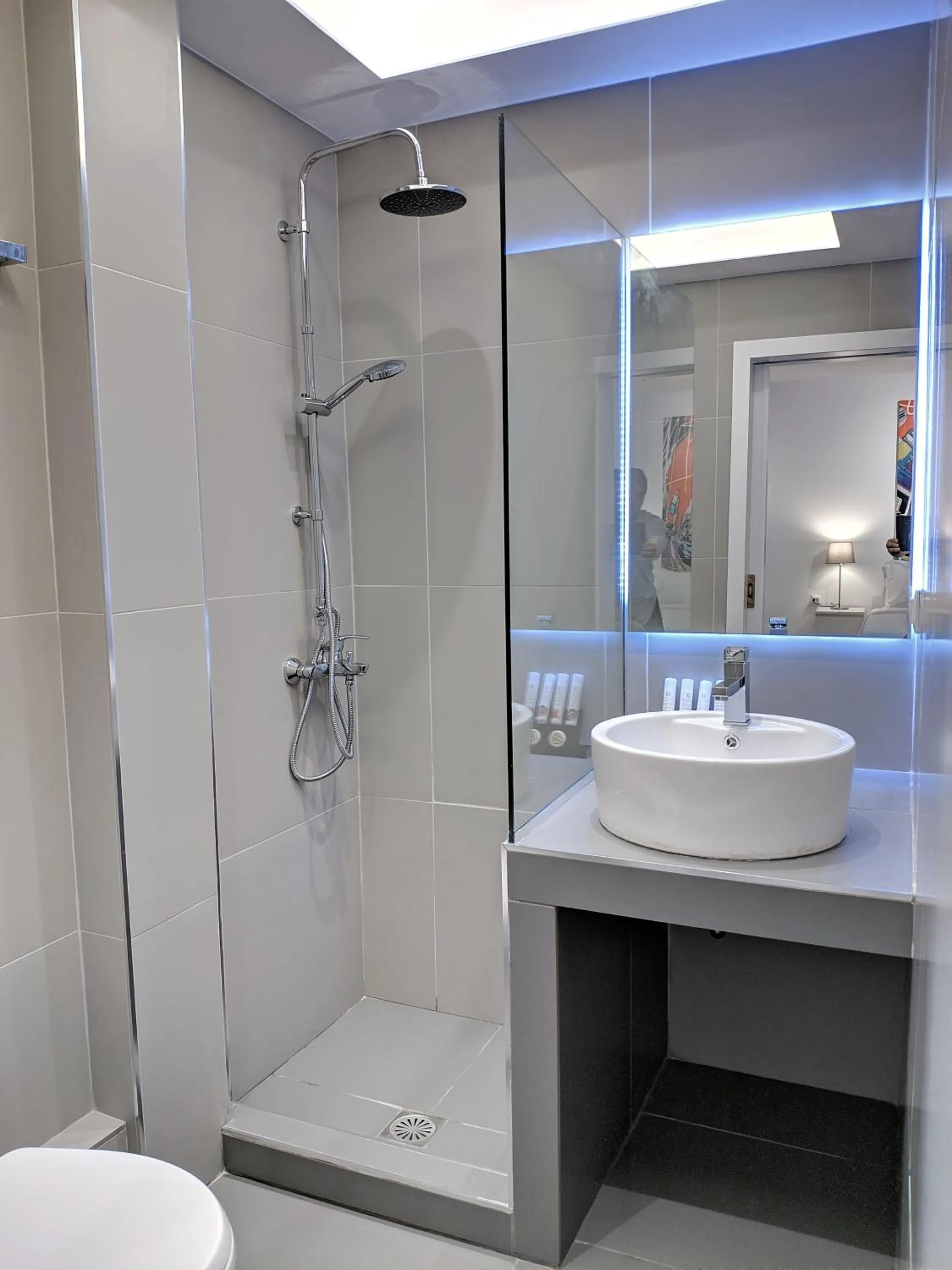 Bathroom in Vivo Apartments