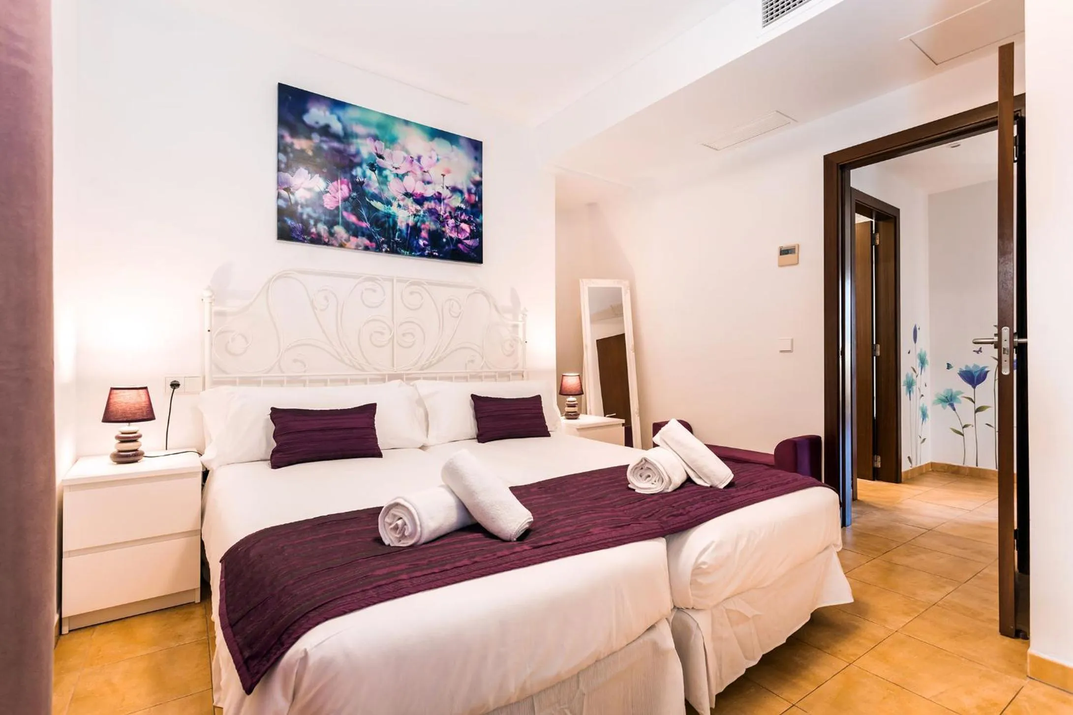 Bed in Mallorca Suites - Turismo de Interior