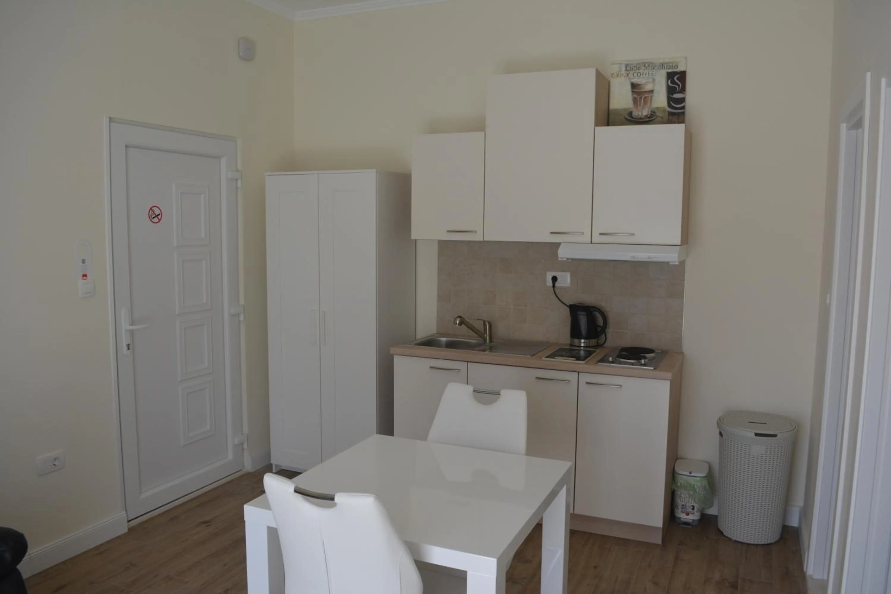 Kitchen or kitchenette in StaySplitBay