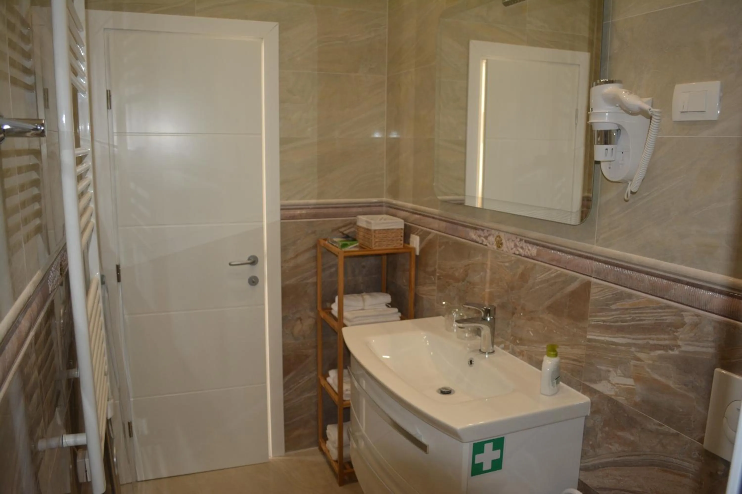 Bathroom in StaySplitBay