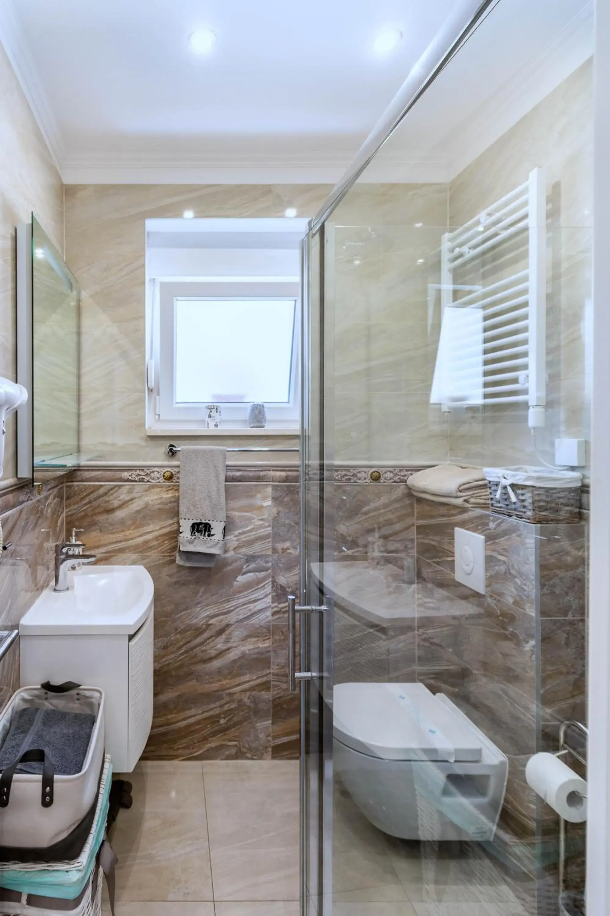 Standard Apartment in StaySplitBay Standard Apartment in StaySplitBay