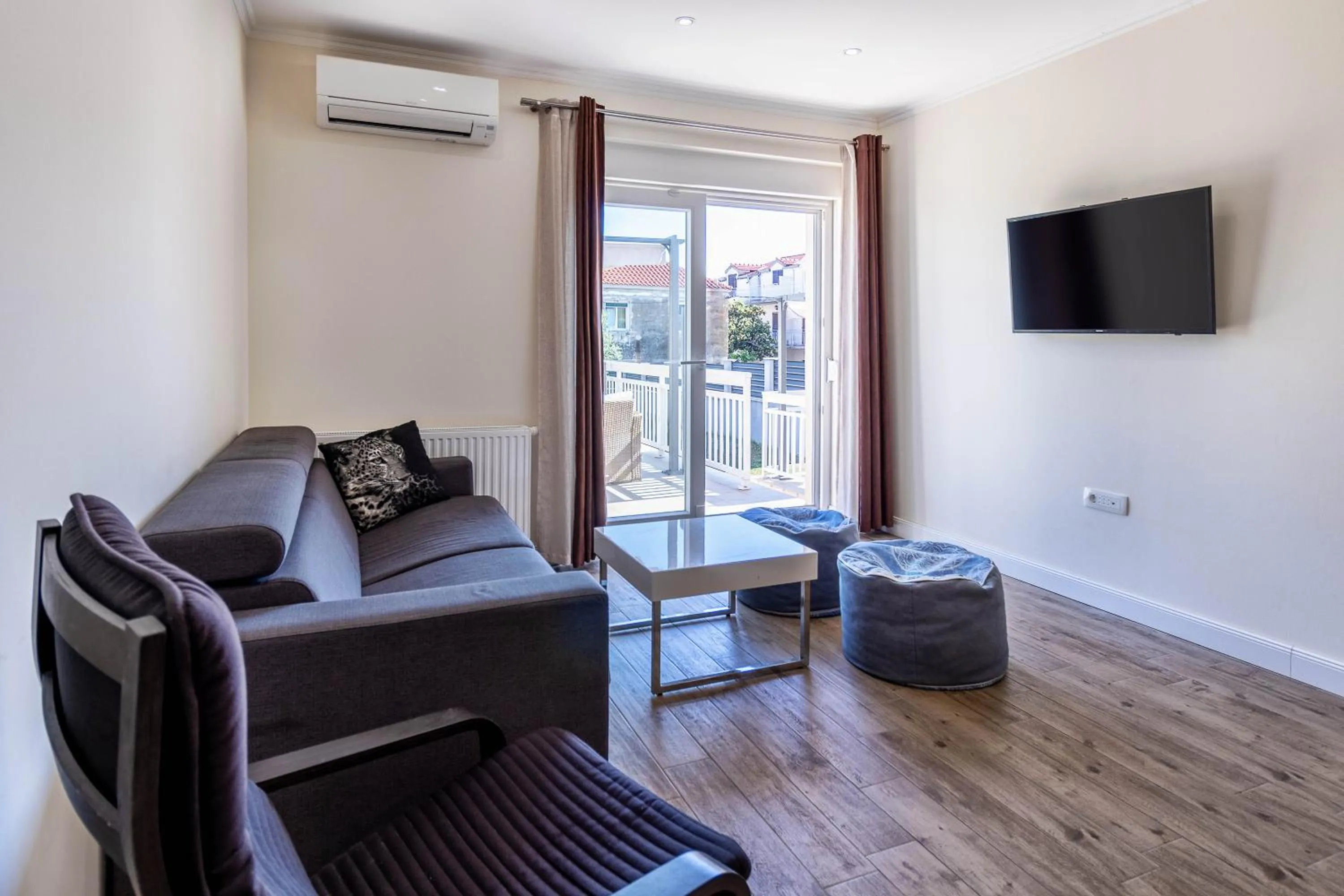 Living room in StaySplitBay