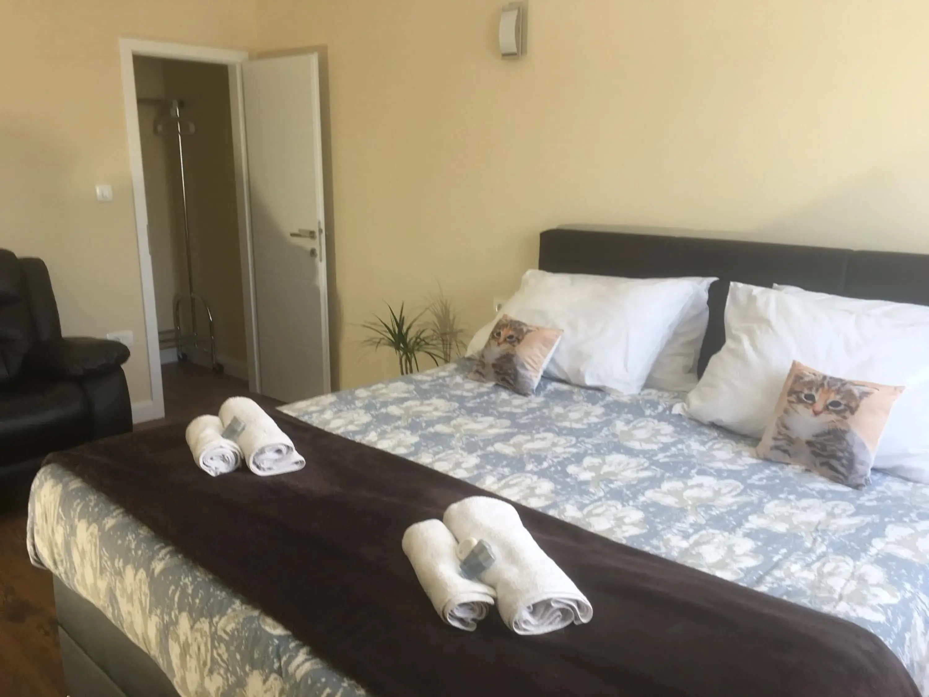 StaySplitBay StaySplitBay