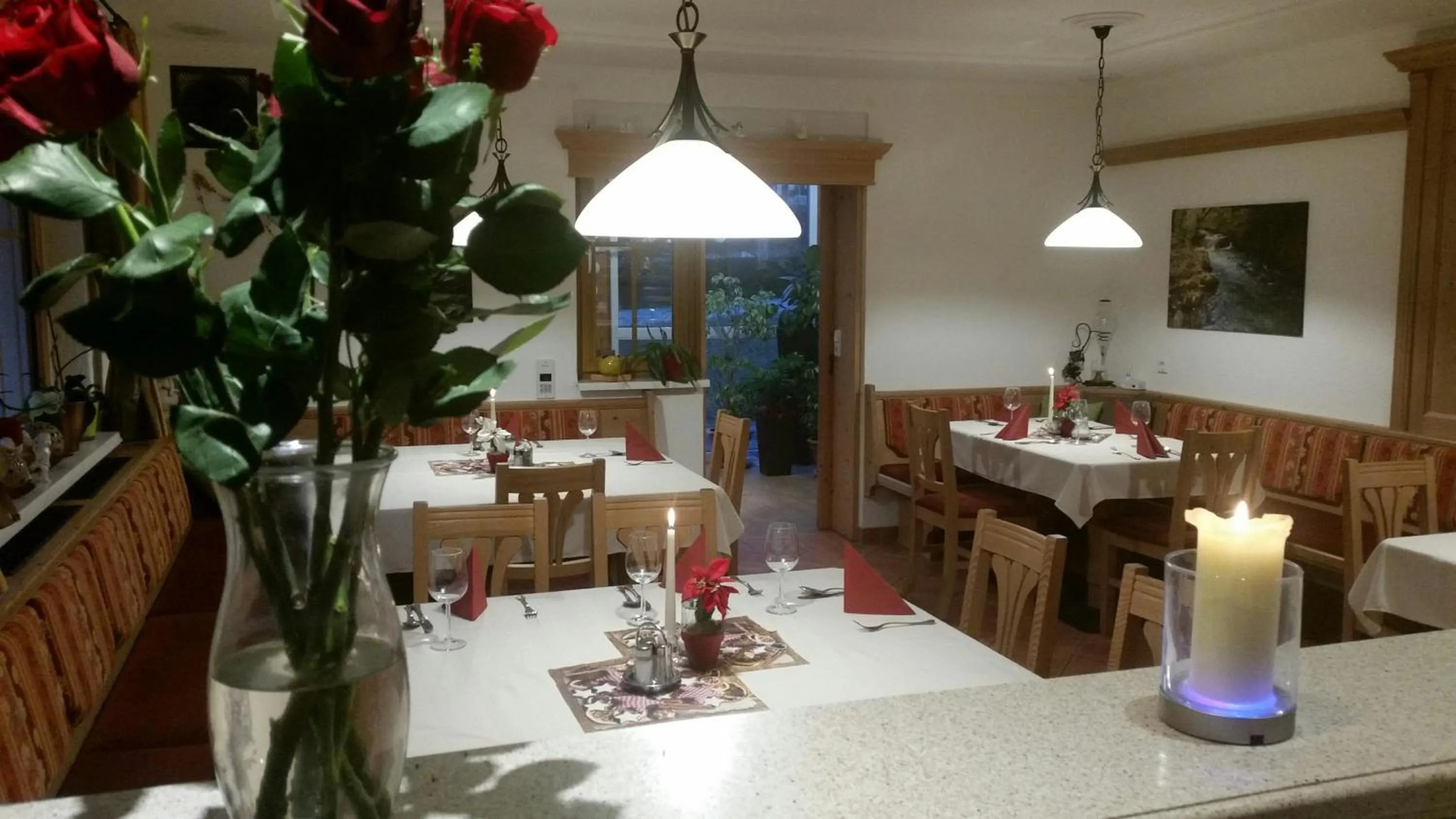 Restaurant/places to eat in Familien & Wander-Pension Purkhardt