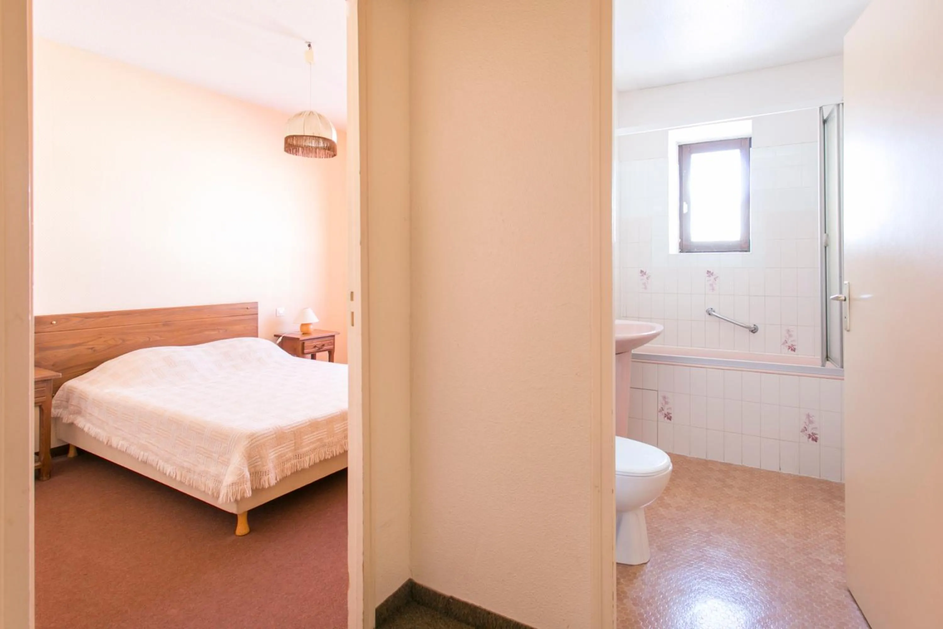 Bathroom in Résidence Les Clarines ( by Popinns )