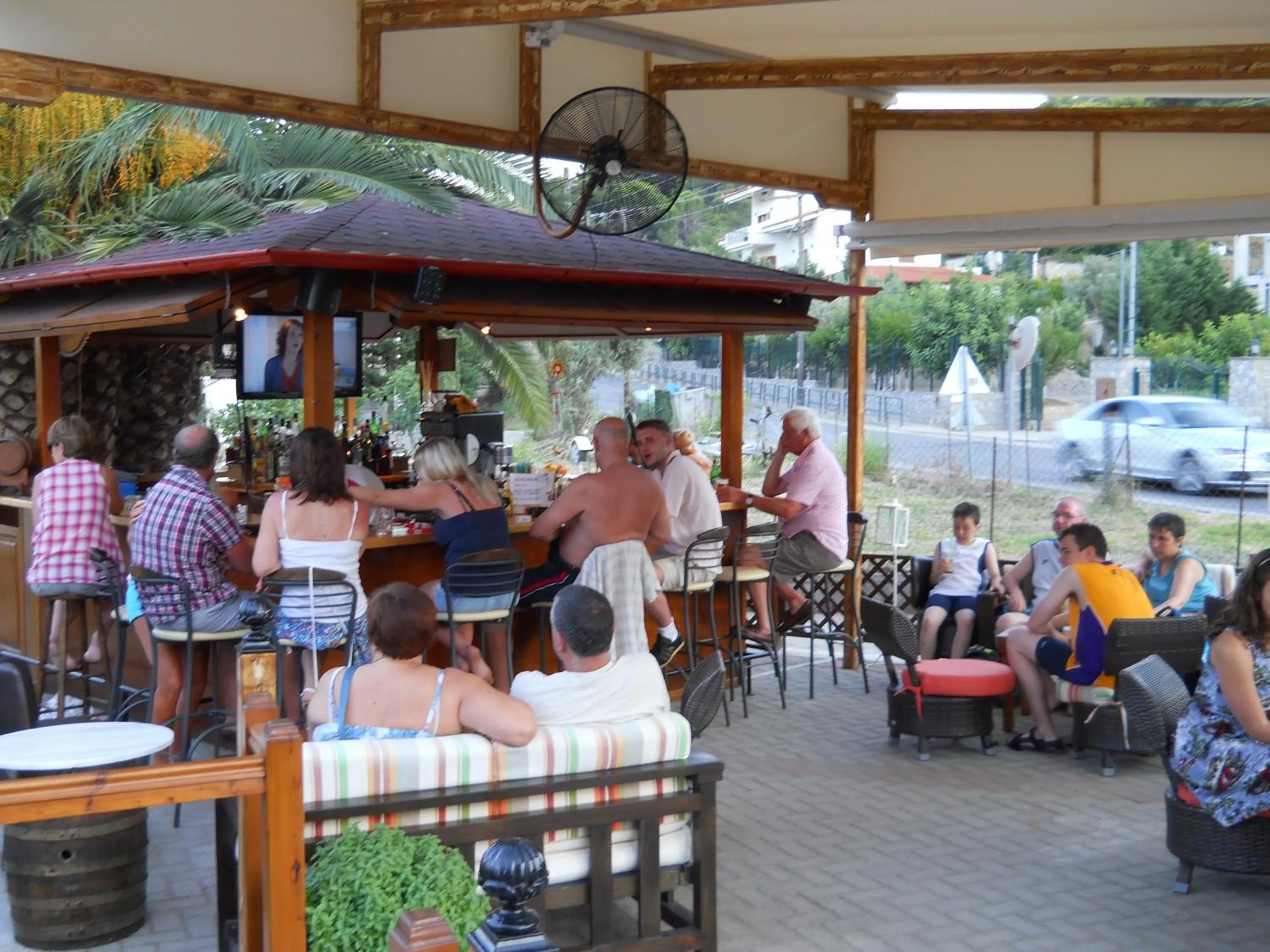 Day in Vontzos Hotel