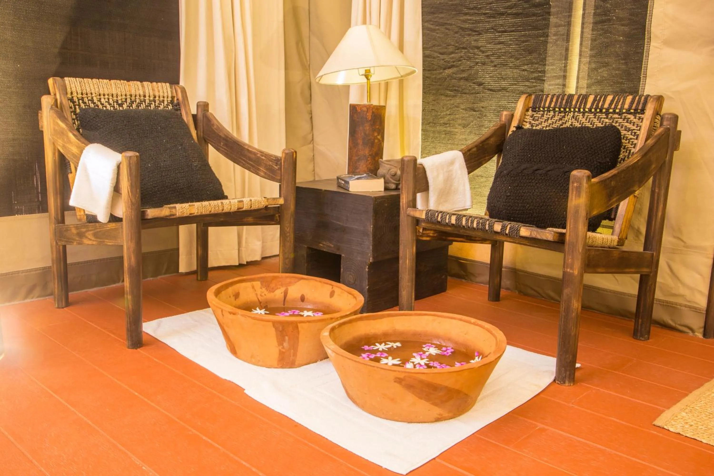 Area and facilities in Jagatpur Lodge by Annapurna