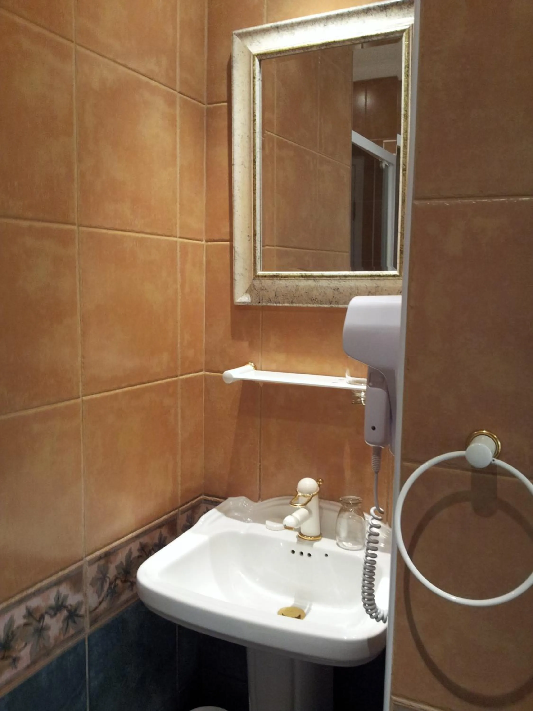 Bathroom in Waterfront Lodge