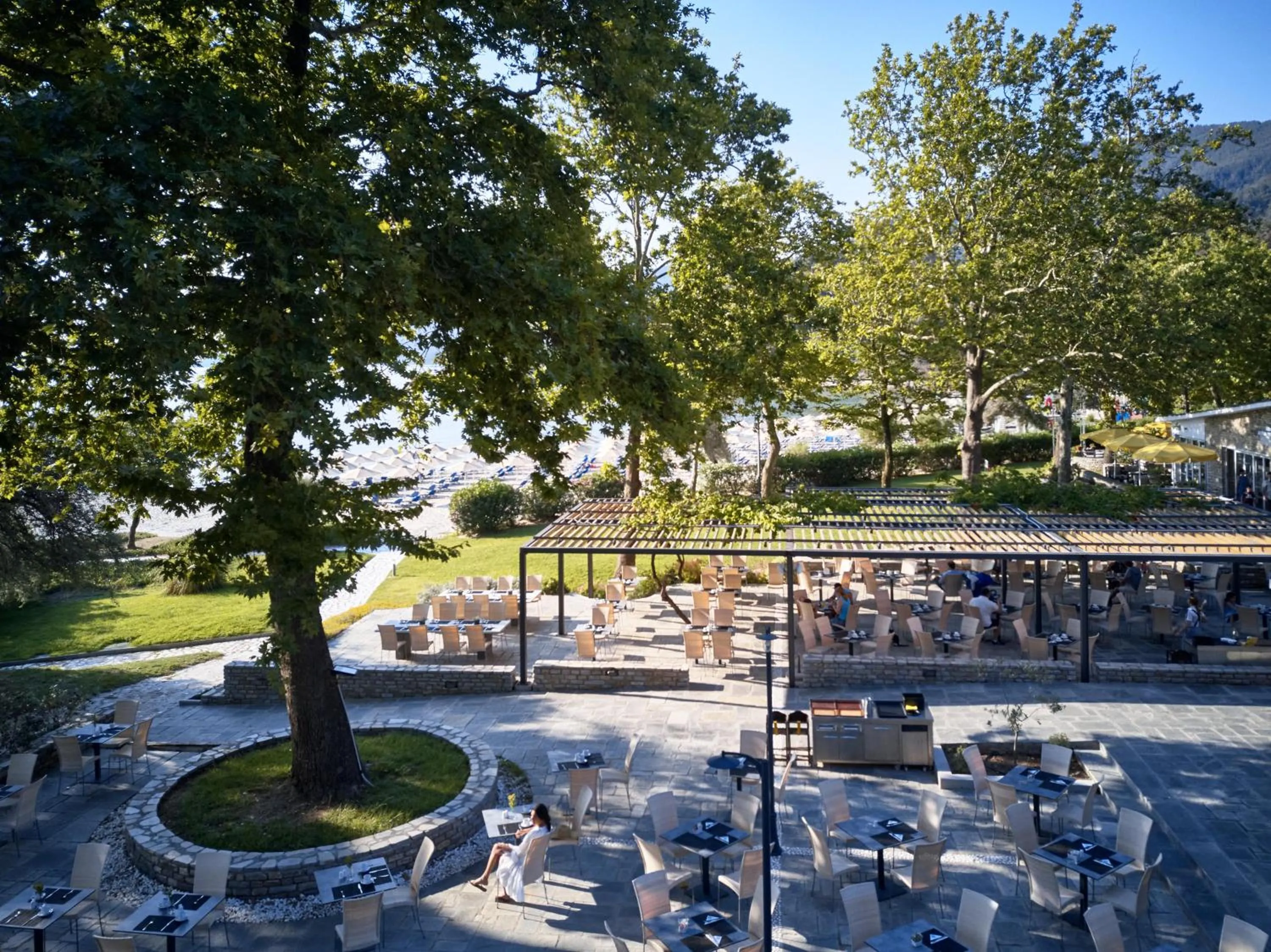 Swimming pool in Makryammos